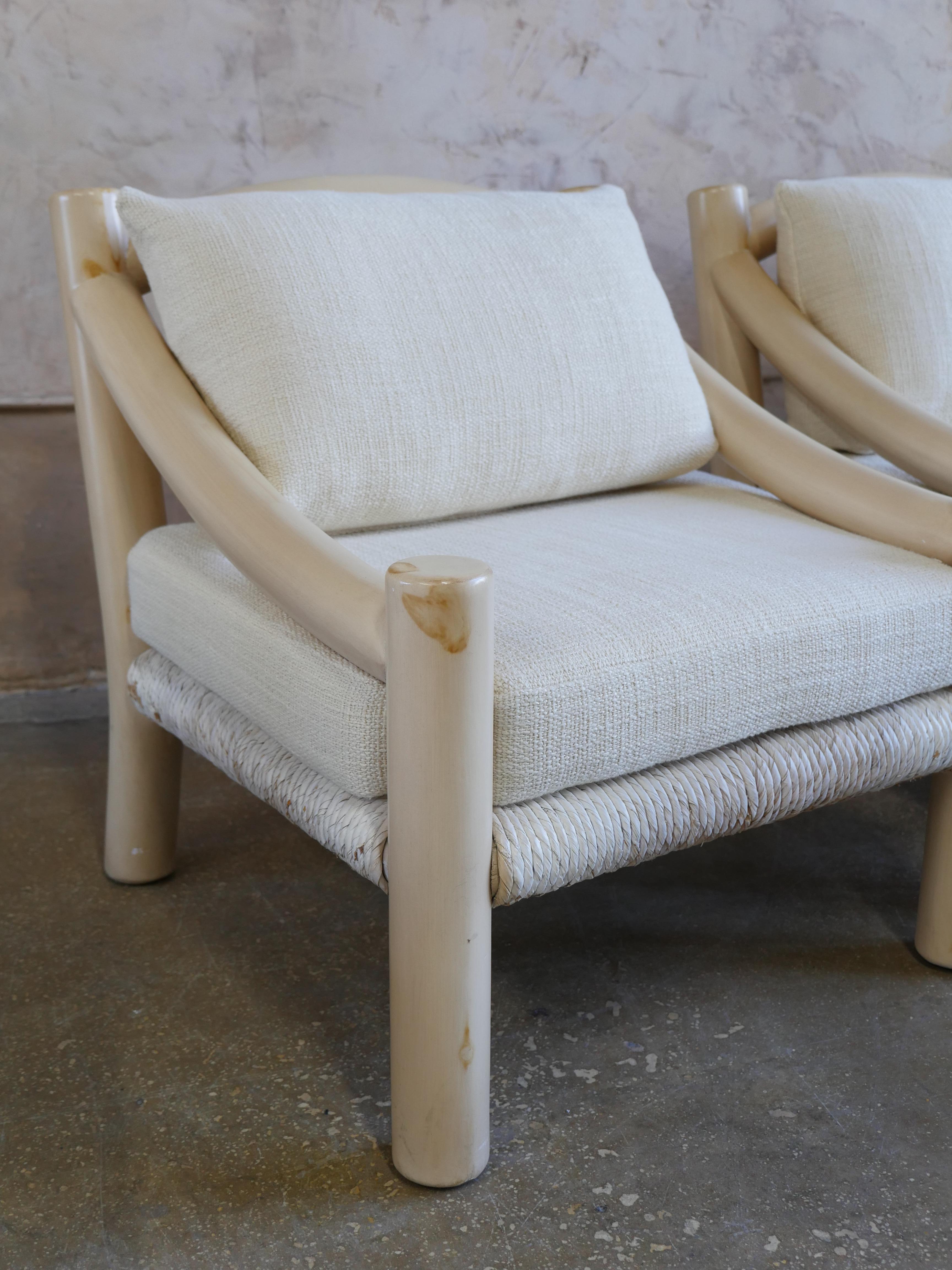 1980s Michael Taylor Lounge Chairs with Elitis Linen Upholstery, Set of 2 In Good Condition In Miami, FL