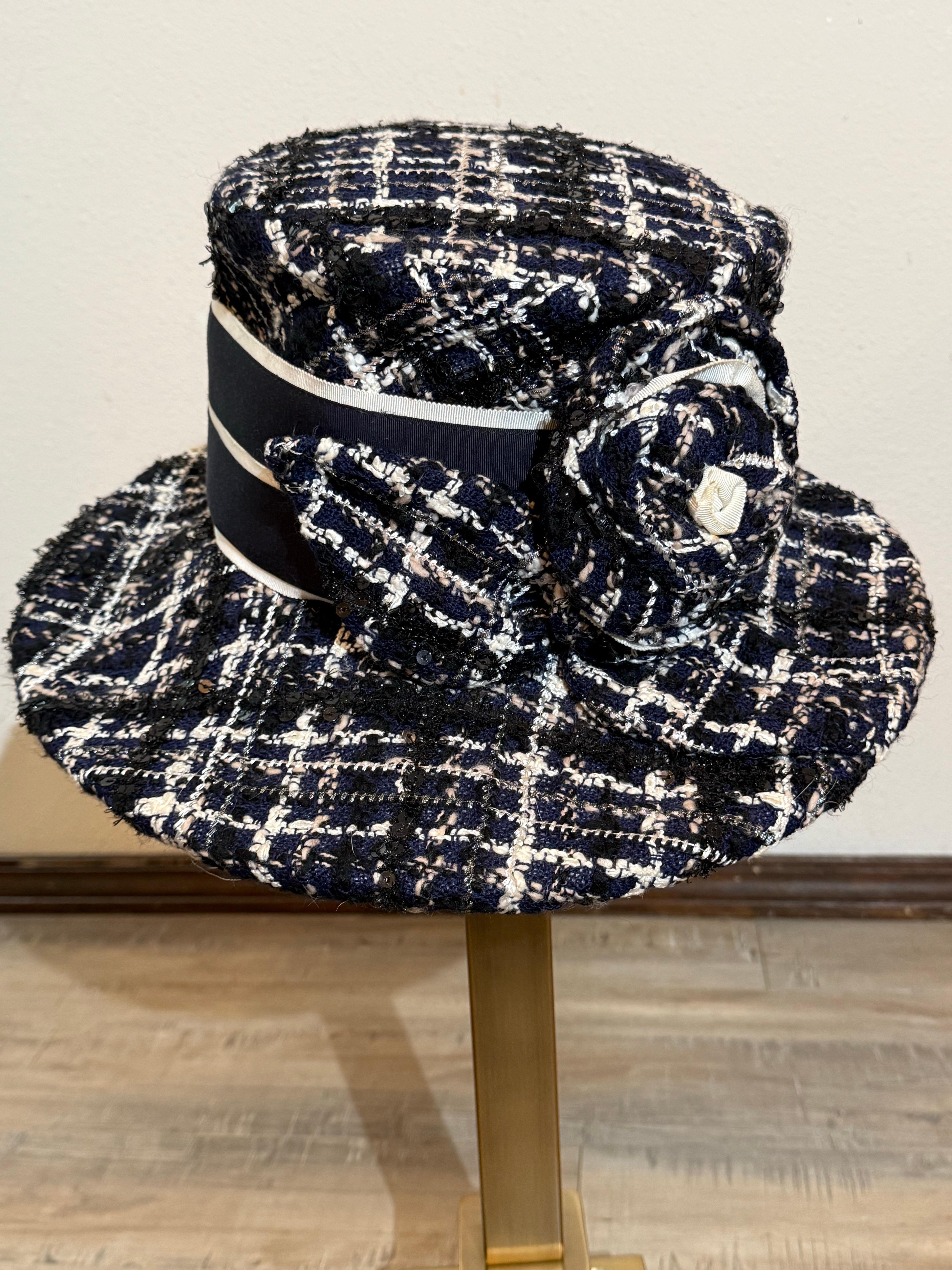 1980s Michel Modes Navy White & Black Chanel Tweed Boater-Style Hat w Camellia For Sale 6