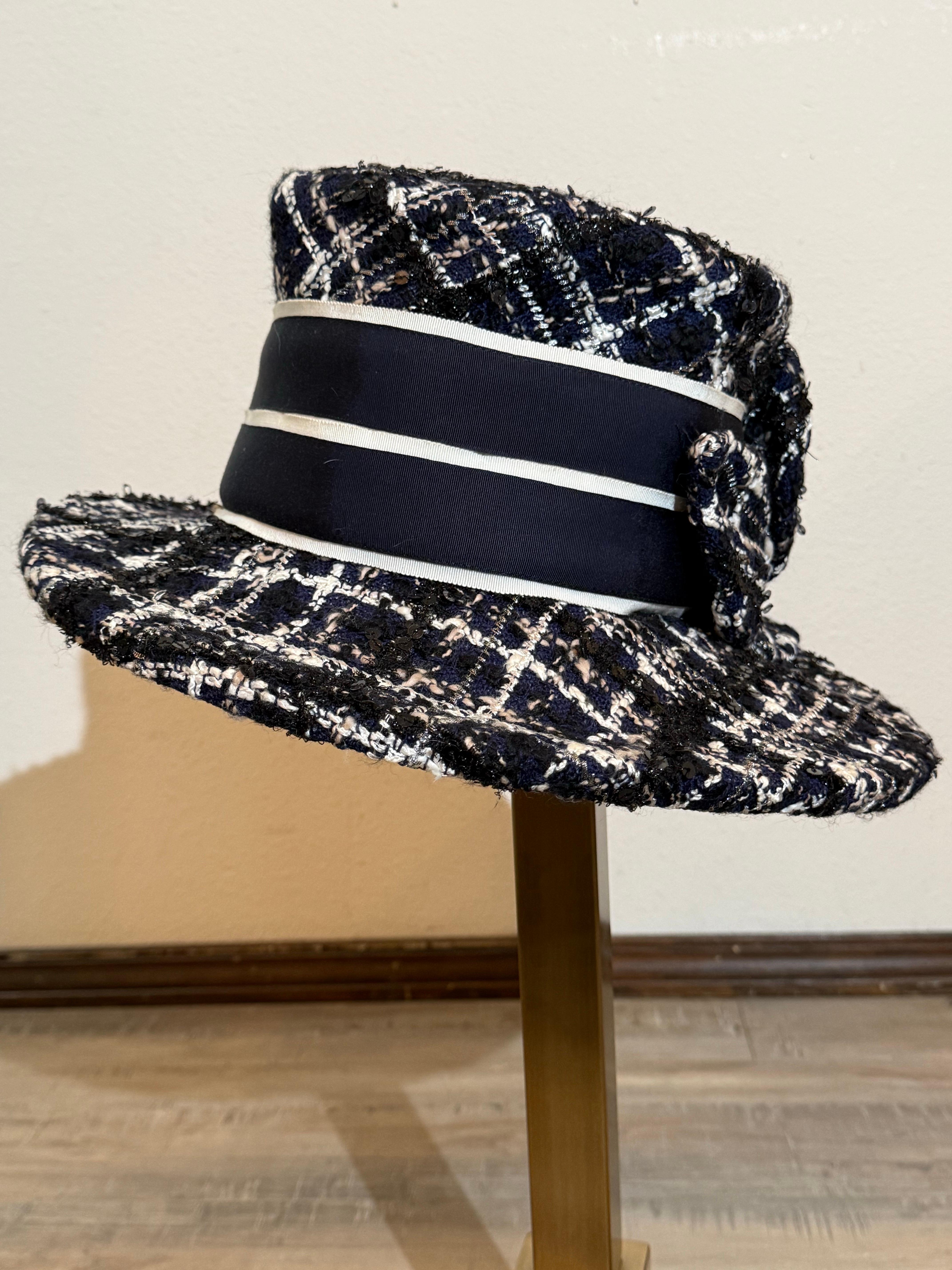 1980s Michel Modes Navy White & Black Chanel Tweed Boater-Style Hat w Camellia For Sale 5