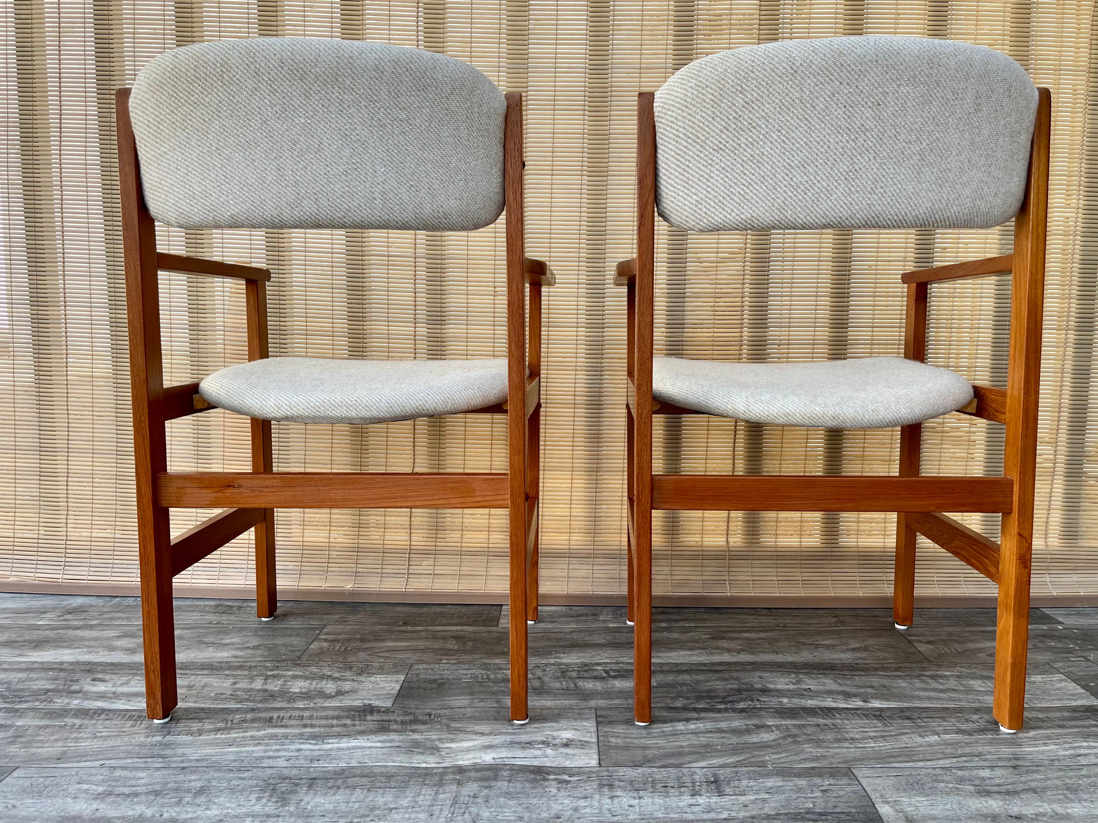Thai 1980s Mid-Century Danish Modern Style Captain Chairs by Benny Linden Design. For Sale
