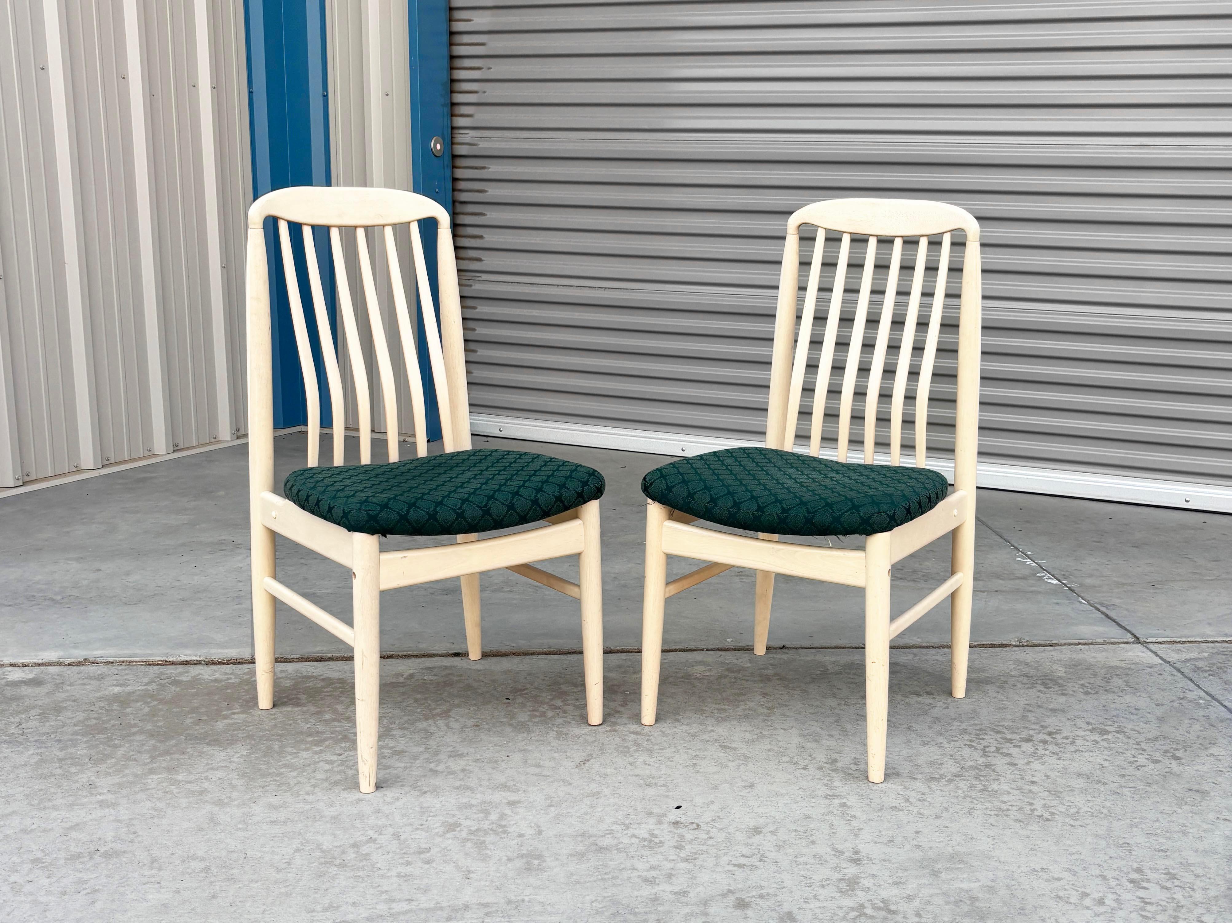 1980s Mid Century Dining Chairs For Sale 2