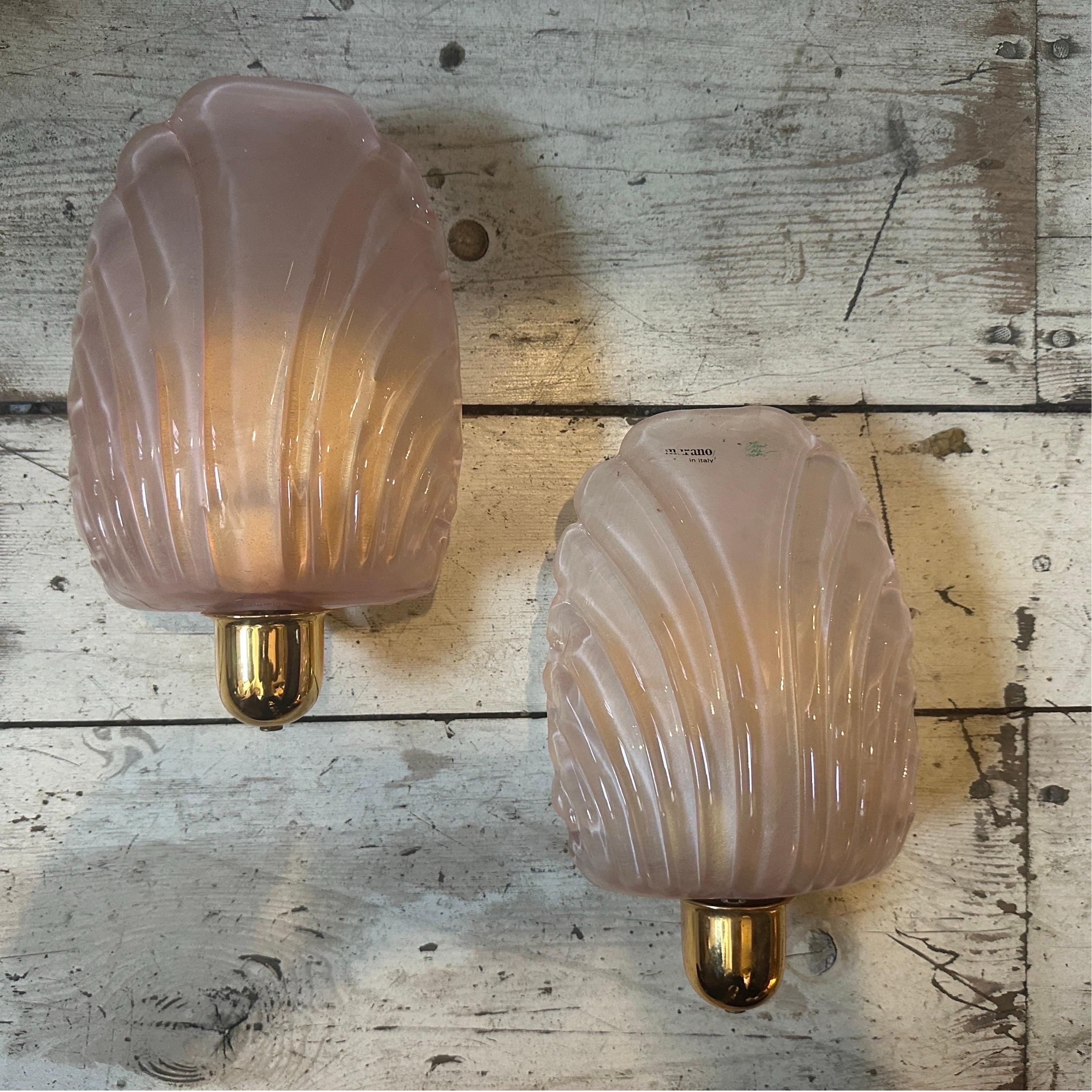 Italian 1980s Mid-century Modern Brass and Shell Shaped Pink Murano Glass Wall Sconces