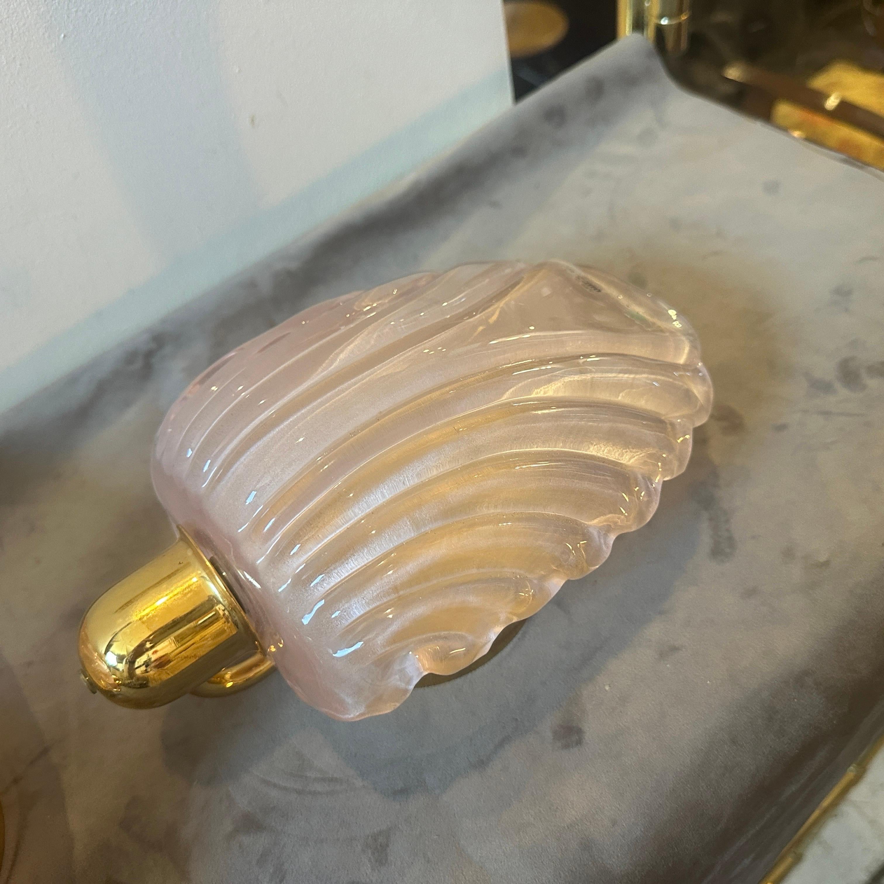 1980s Mid-century Modern Brass and Shell Shaped Pink Murano Glass Wall Sconces 3