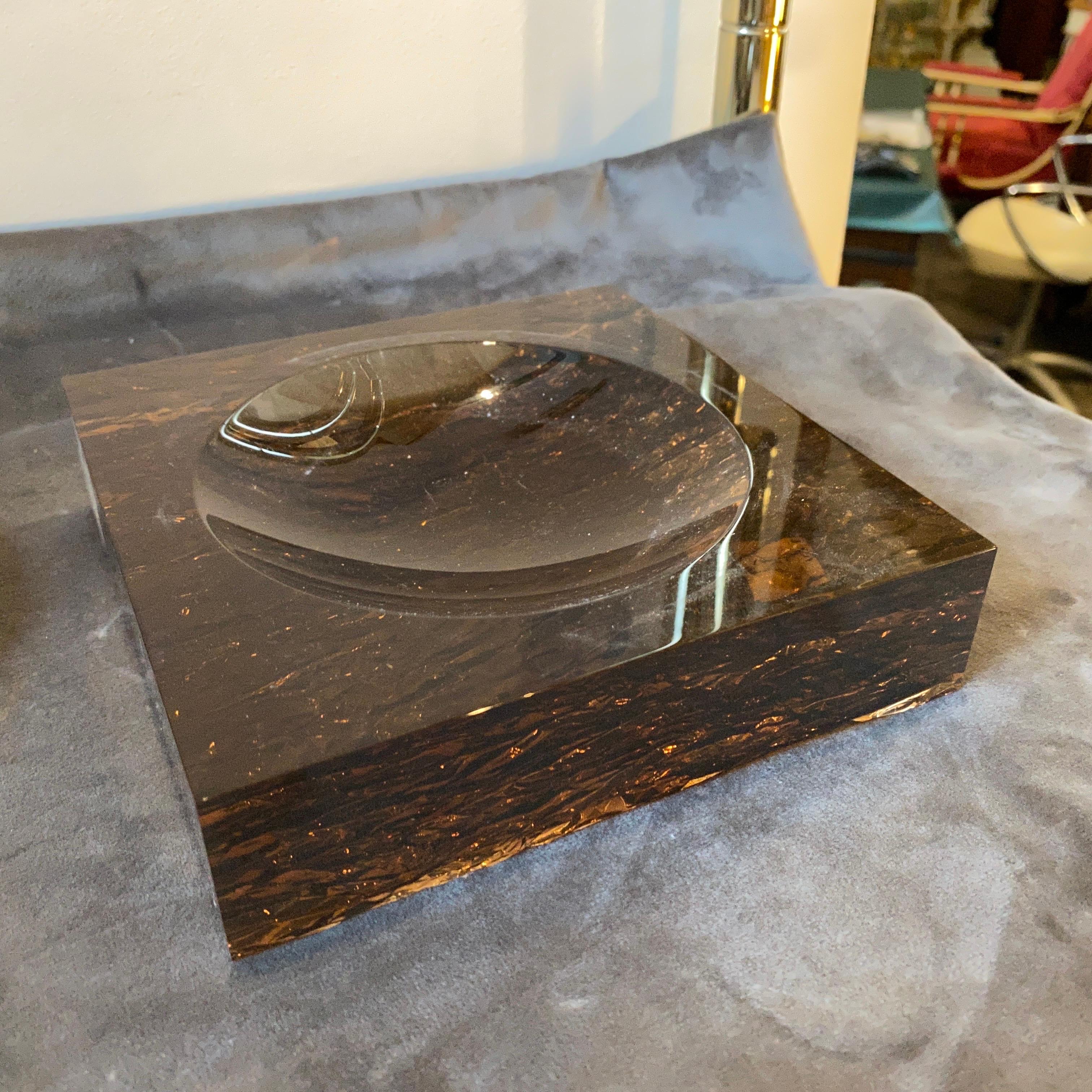 1980s Mid-Century Modern Brown Lucite and Brass Italian Square Ashtray 3