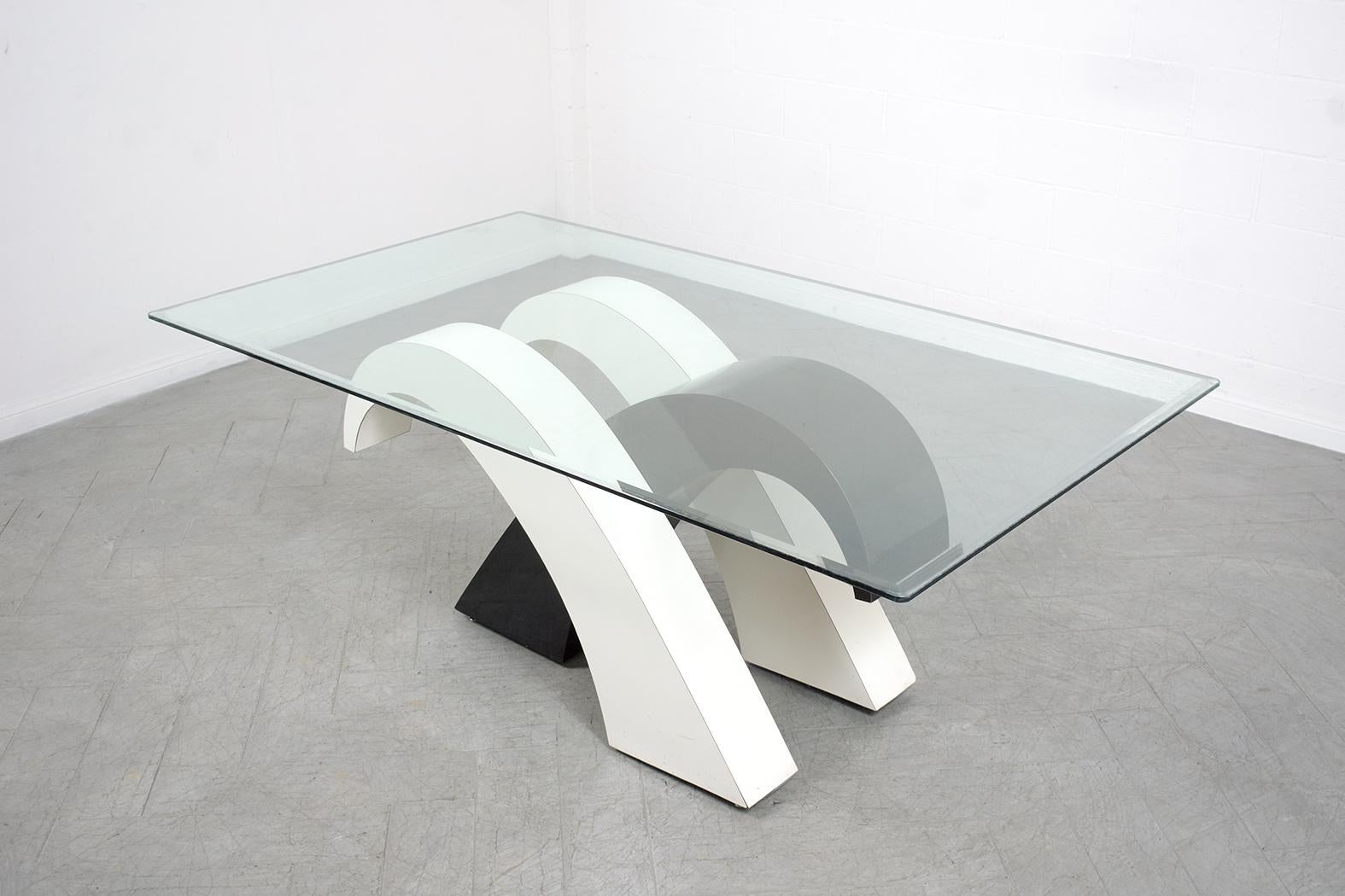 1980er Jahre Mid-Century Modern Dining Table: Zweifarbiges Laminat Wood mit Glasplatte im Angebot 2