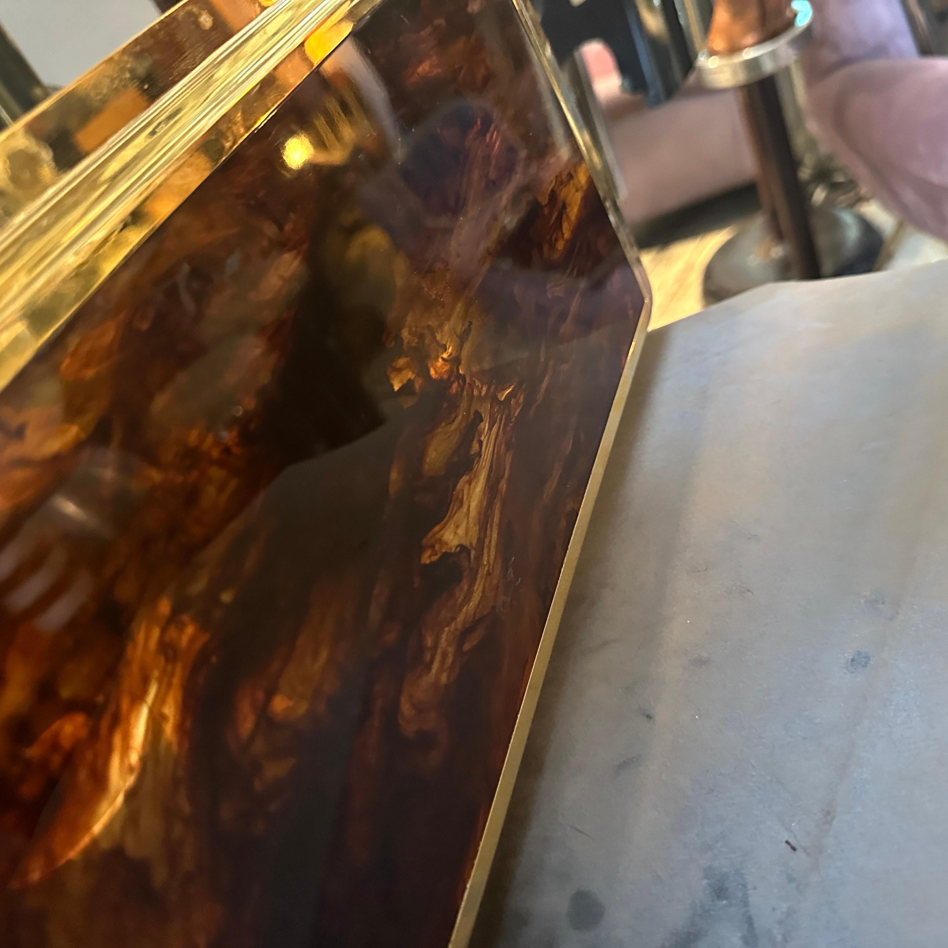 Vassoio in lucite tartarugata finto moderno degli anni '80 alla maniera di Dior Home In condizioni buone in vendita a Aci Castello, IT