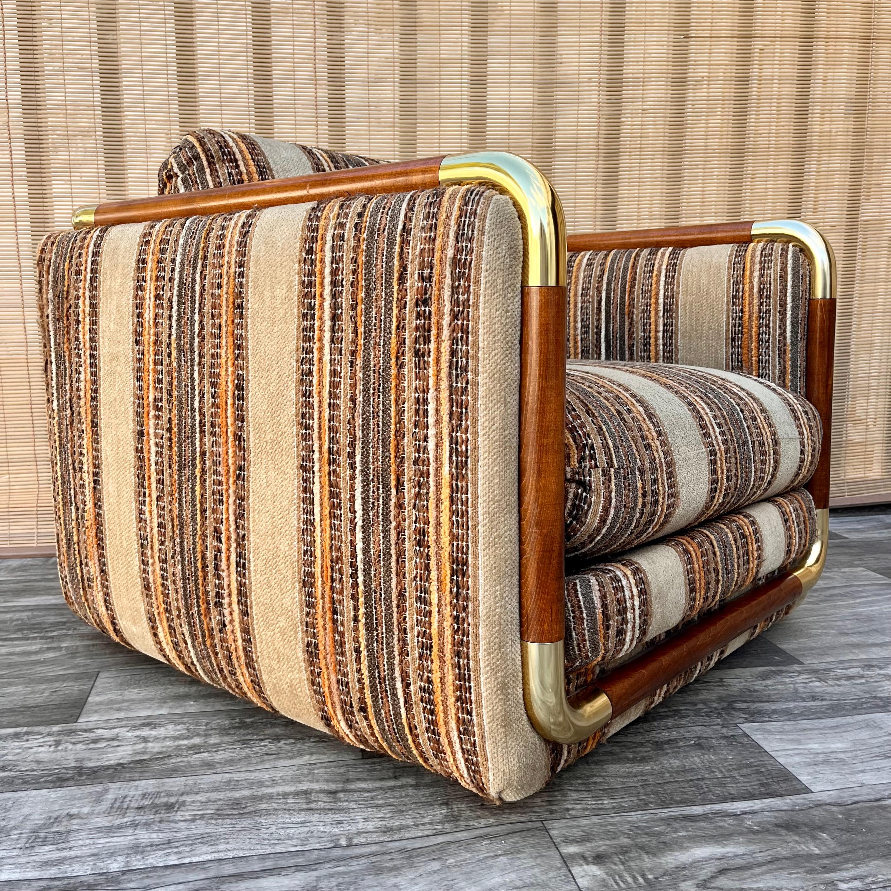 1980s Mid Century Modern Upholstered Cube Club Chair by Schweiger Industries. 4