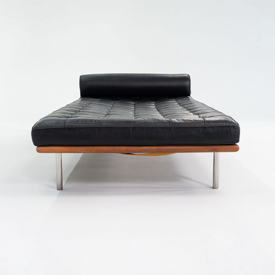 Dormitorio de día Barcelona de Mies van der Rohe para Knoll de los años 80 en piel negra, Modelo 258L Estadounidense en venta