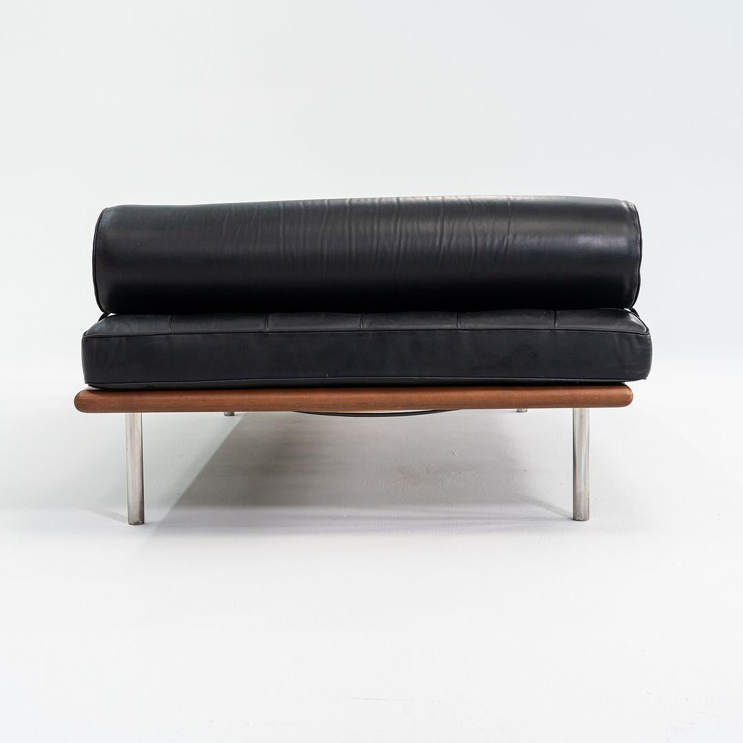 Dormitorio de día Barcelona de Mies van der Rohe para Knoll de los años 80 en piel negra, Modelo 258L en Bueno estado para la venta en Philadelphia, PA