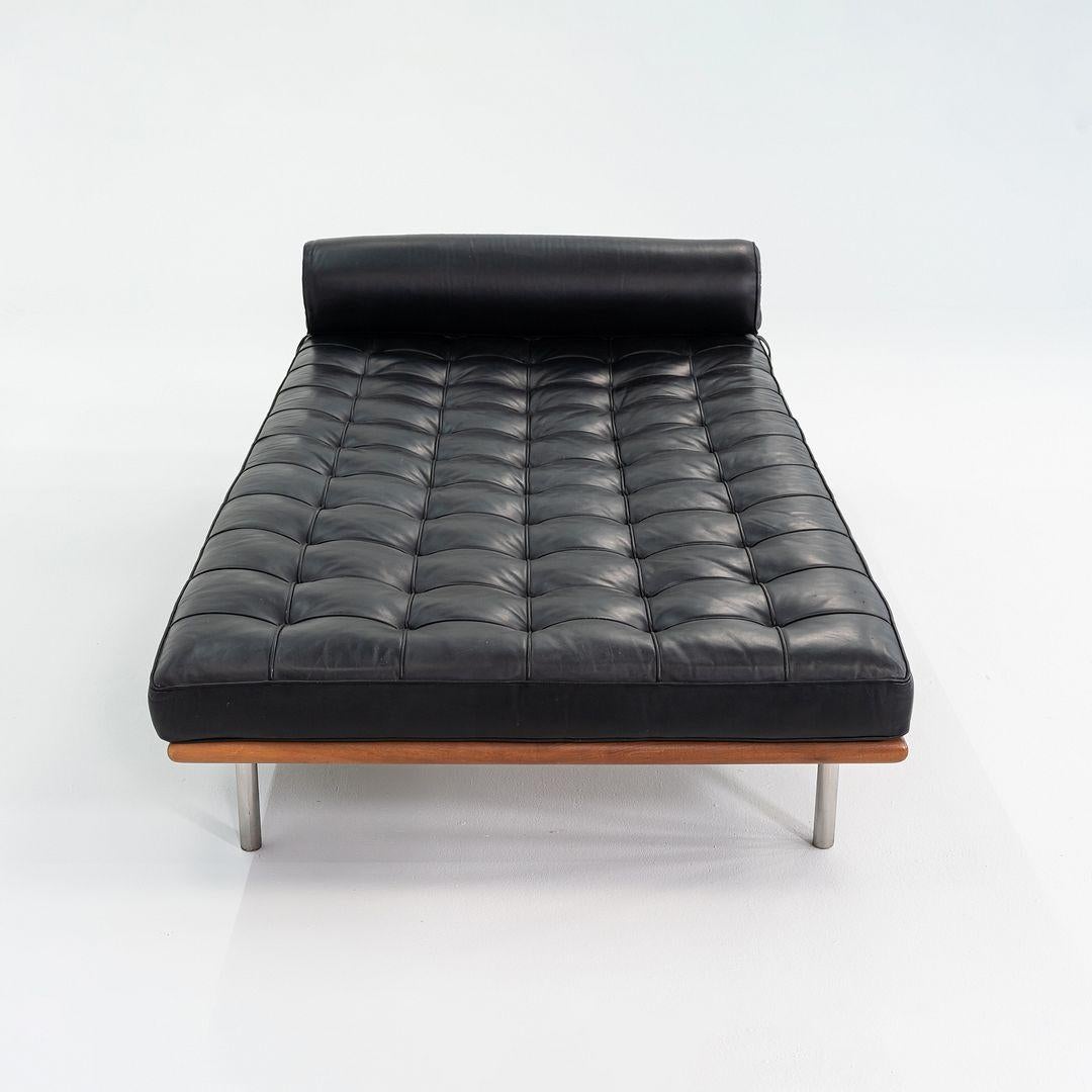 Dormitorio de día Barcelona de Mies van der Rohe para Knoll de los años 80 en piel negra, Modelo 258L finales del siglo XX en venta