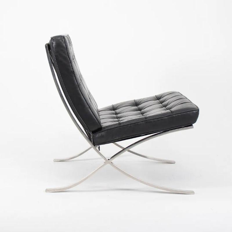 Modern 1980s Mies van der Rohe for Knoll Barcelona Lounge Chair in Black Leather For Sale