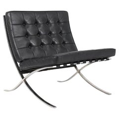 1980s Mies van der Rohe for Knoll Barcelona Lounge Chair in Black Leather