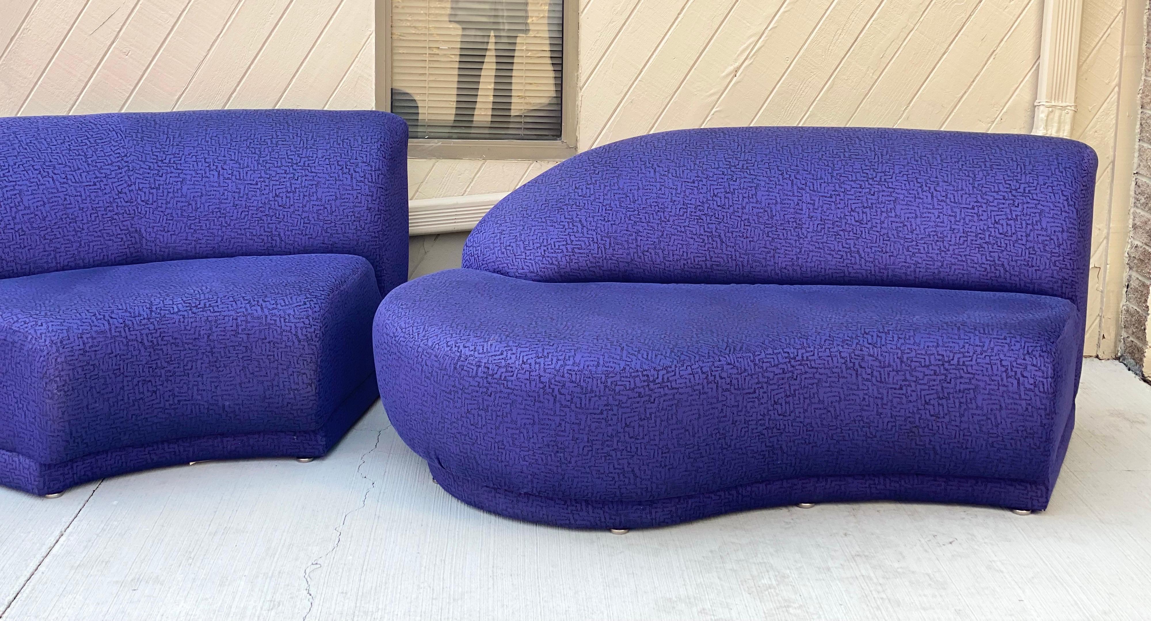 We are very pleased to offer a modern, elegant, three-piece curved sectional by Ransom Culler for Thayer Coggin, circa the 1990s. Built for laidback lounging, the 