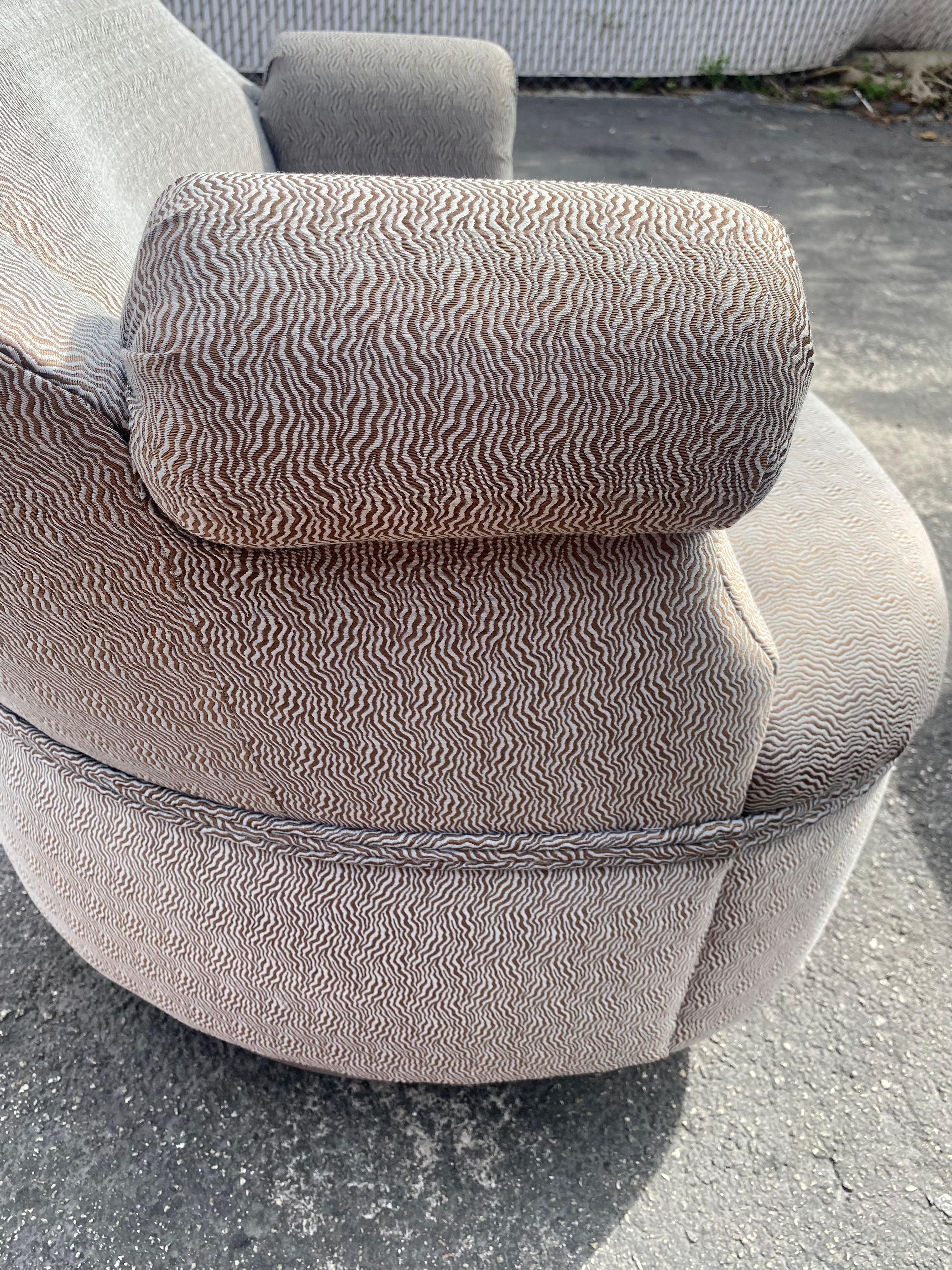 1980s Milo Baughman Rolling Swivel Chairs, Set of 2 For Sale 4