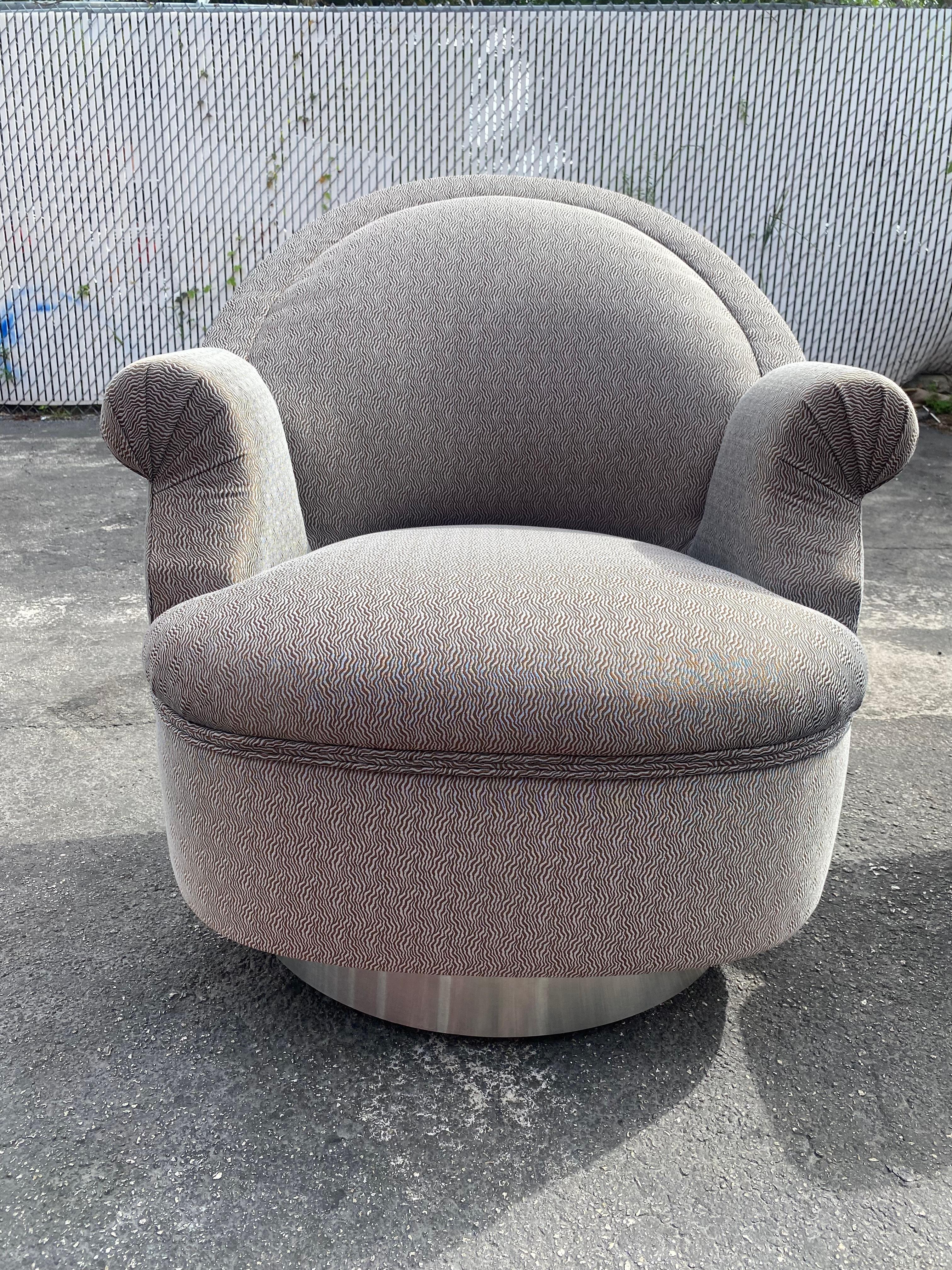 1980s Milo Baughman Rolling Swivel Chairs, Set of 2 For Sale 2