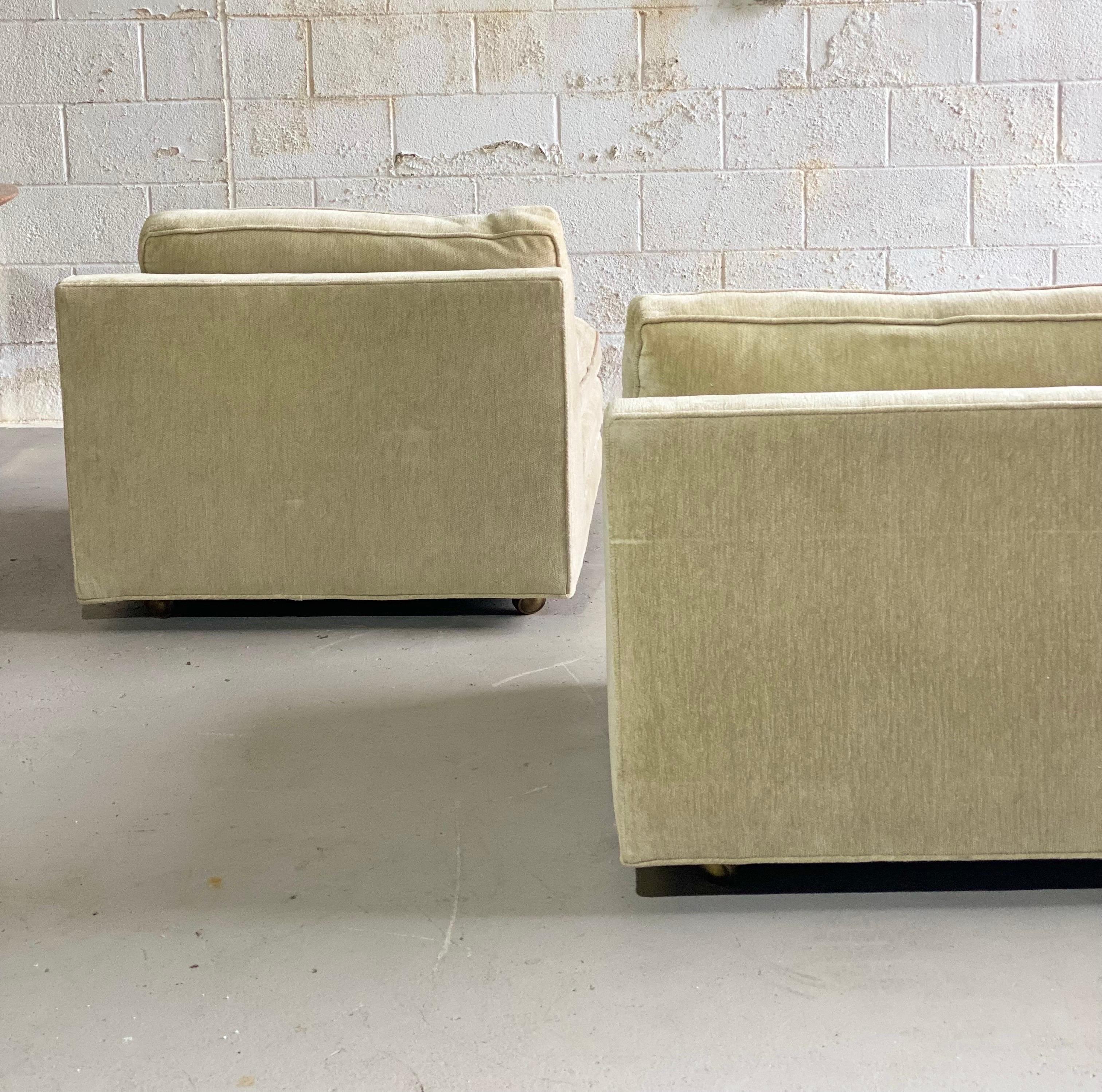1980s Milo Baughman Style Three Piece L-Shaped Sectional In Good Condition In Farmington Hills, MI
