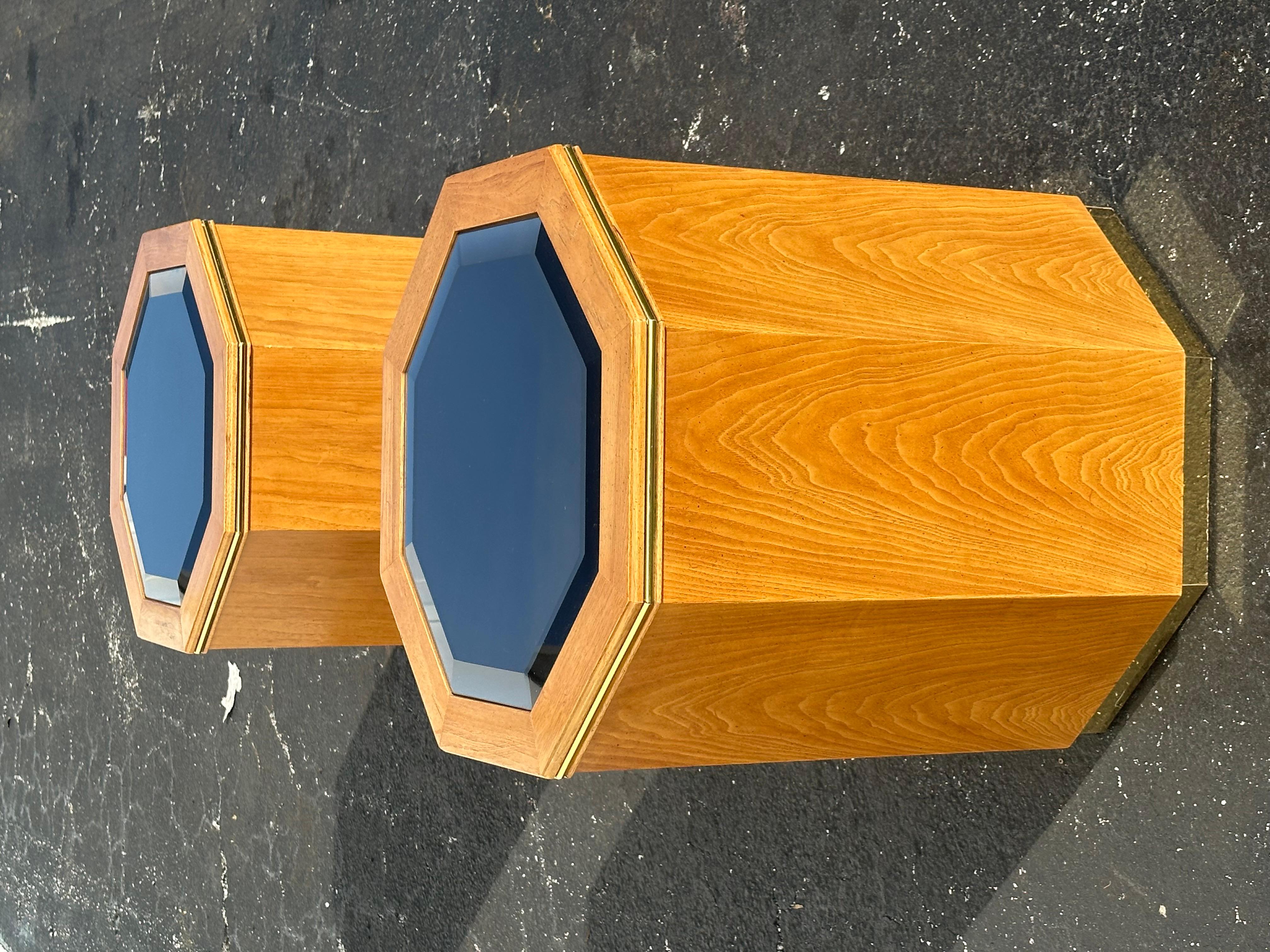 Wood 1980s Milo Buaghman Hexagonal Mirrored Pedestal End Tables, Set of 2 For Sale