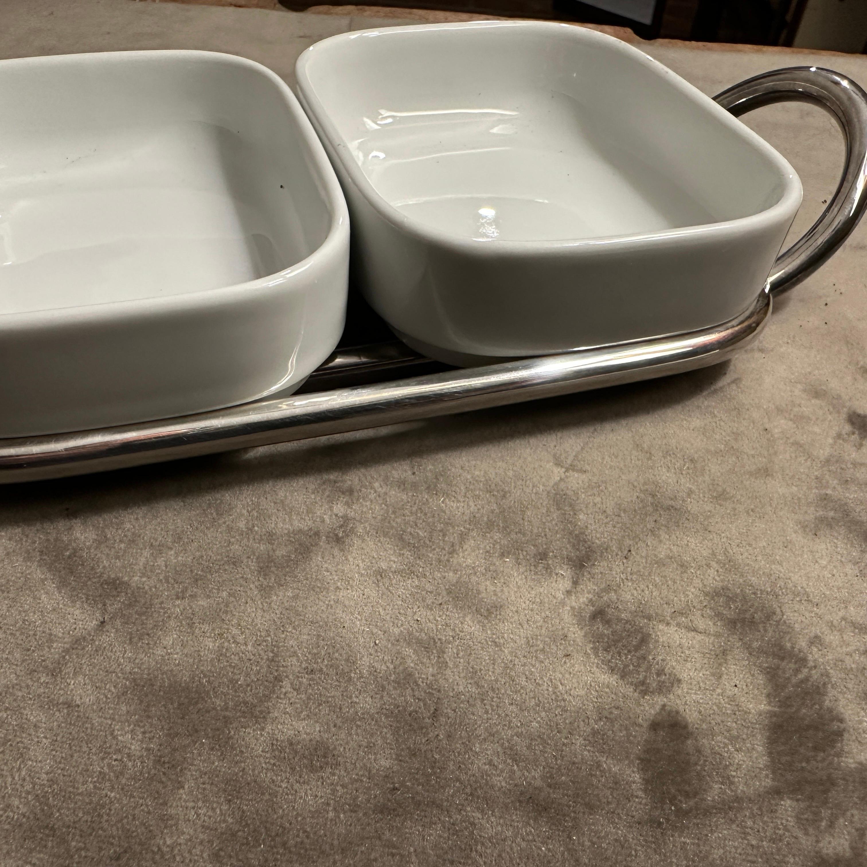 Bandeja pequeña para aperitivos de cerámica y baño de plata Lino Sabattini, minimalista, de los años 80 en venta 3