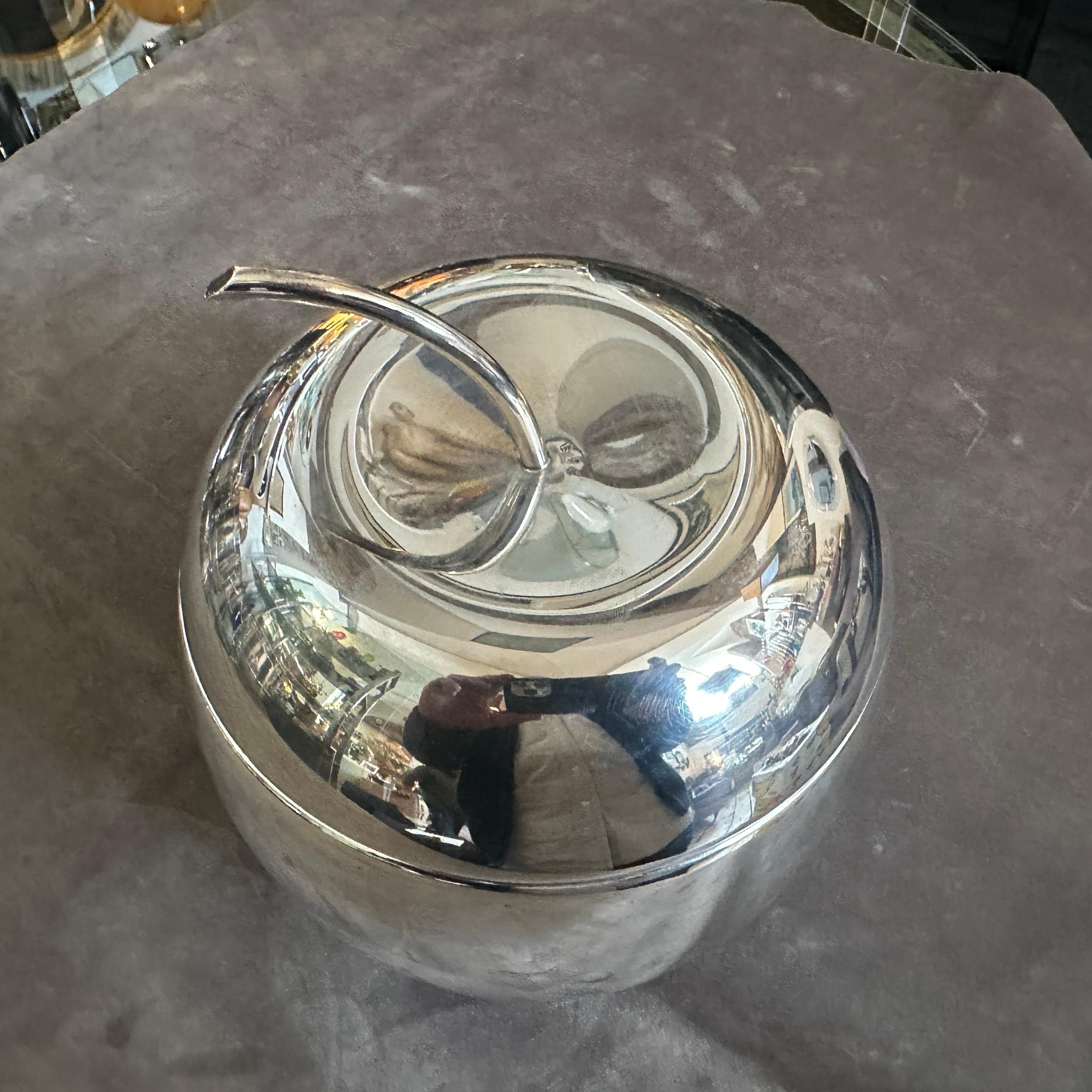 1980s Minimalist Silver Plated Ice Bucket by Teghini Firenze For Sale 5