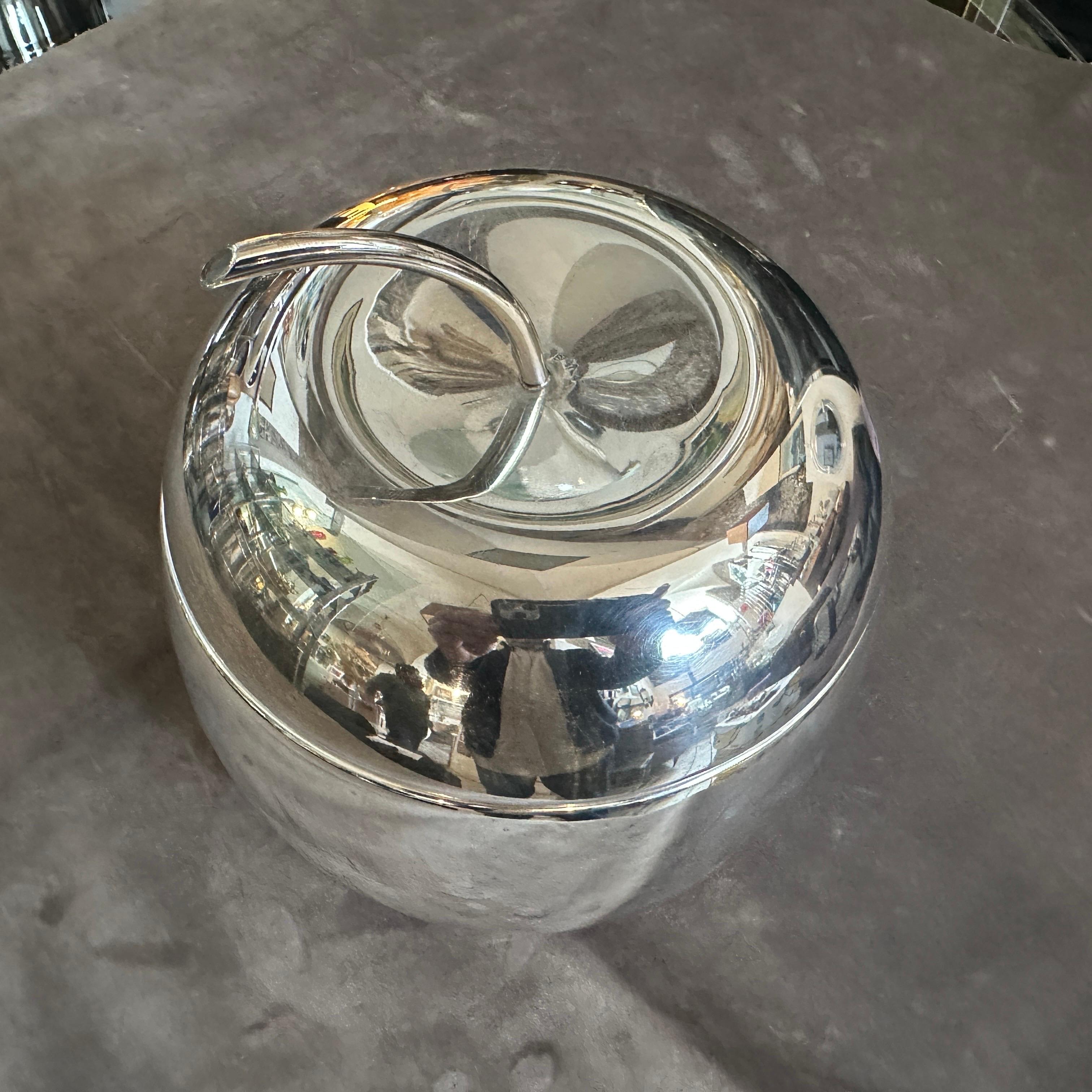 Cubitera minimalista bañada en plata de los años 80 de Teghini Firenze Minimalista en venta