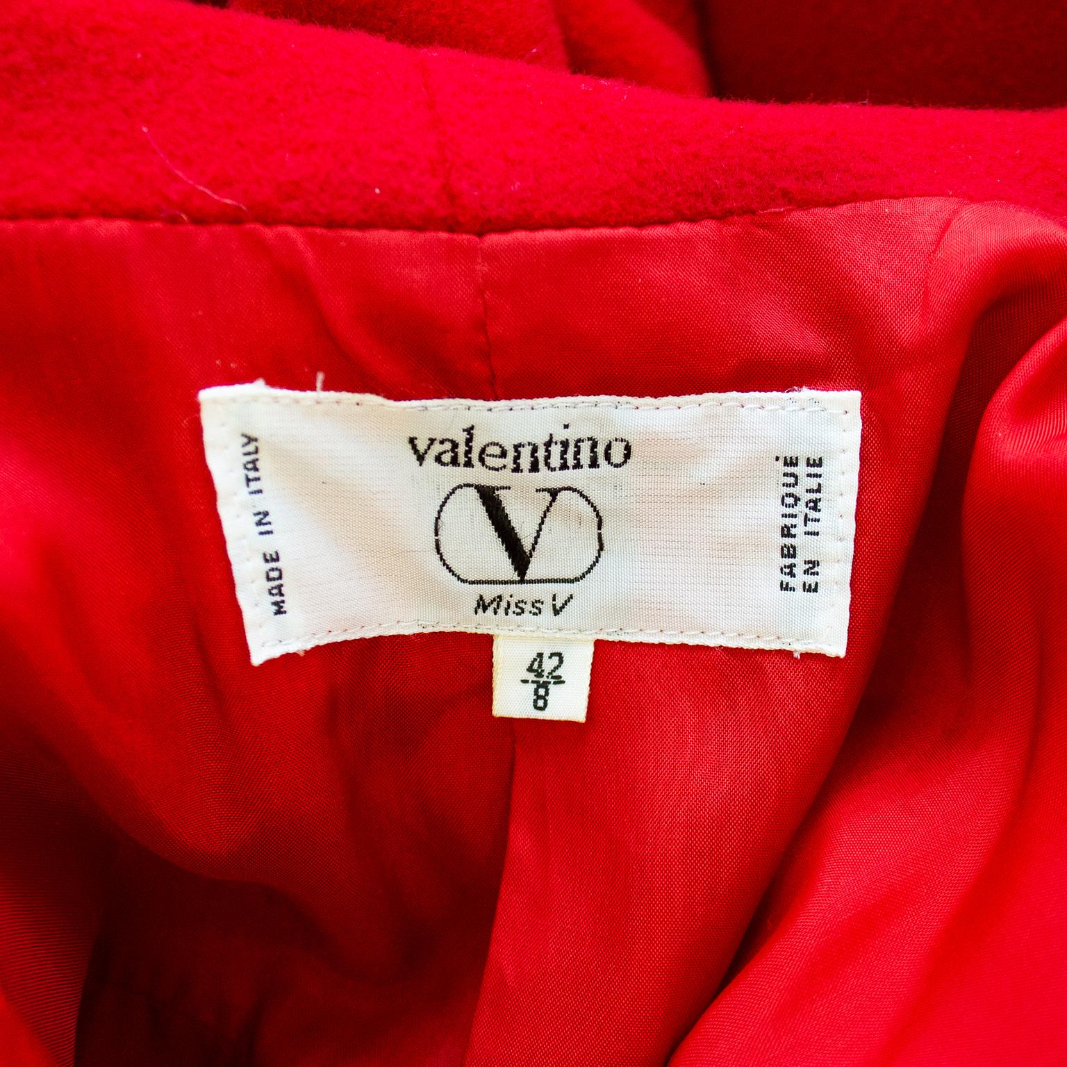 1980s Miss V Valentino Red Wool Swing Coat  In Good Condition For Sale In Toronto, Ontario