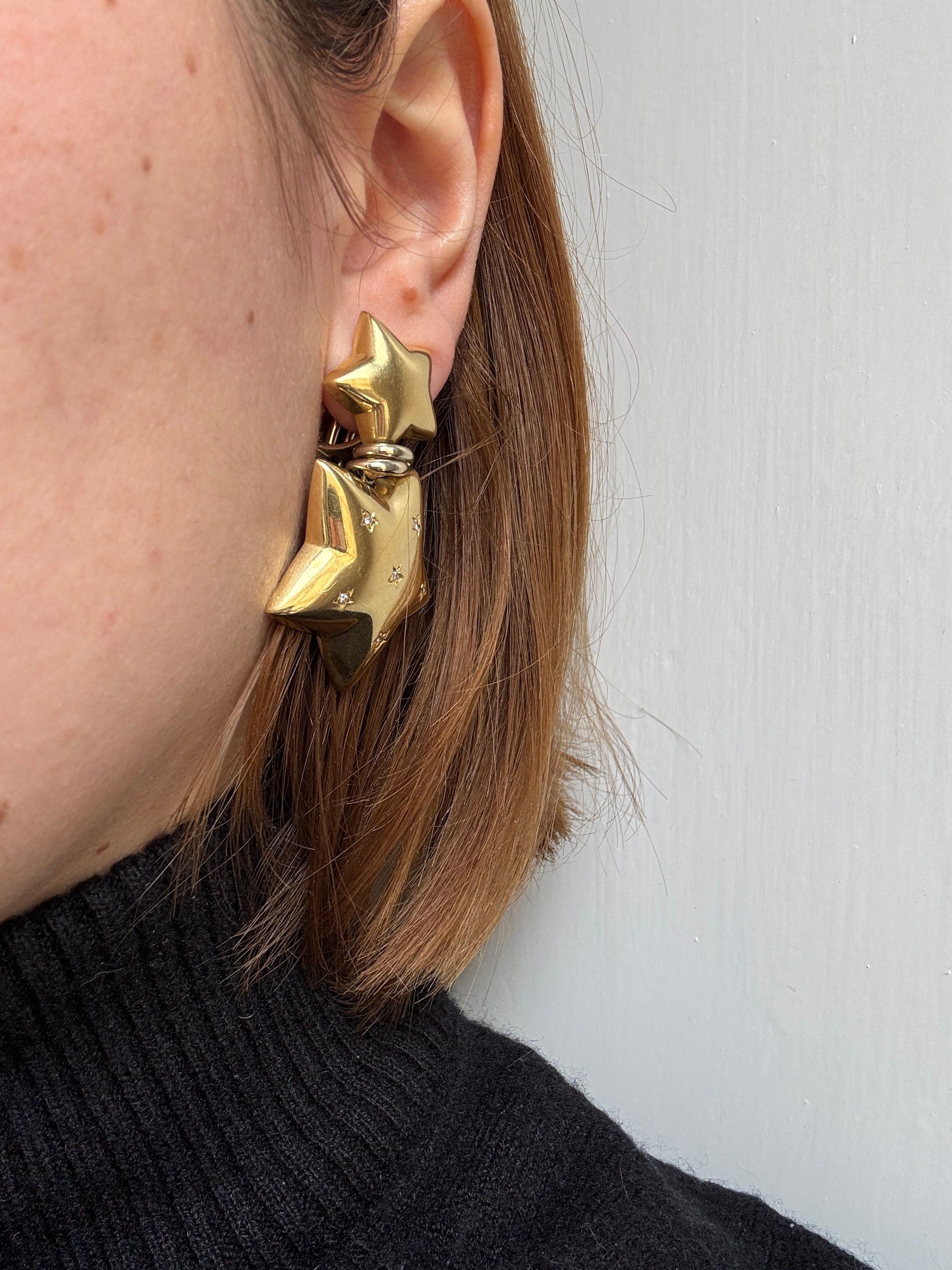Brilliant Cut 1980s Modern 18K Yellow Gold Diamonds Clip-on Stars Unsigned Italian Earrings For Sale