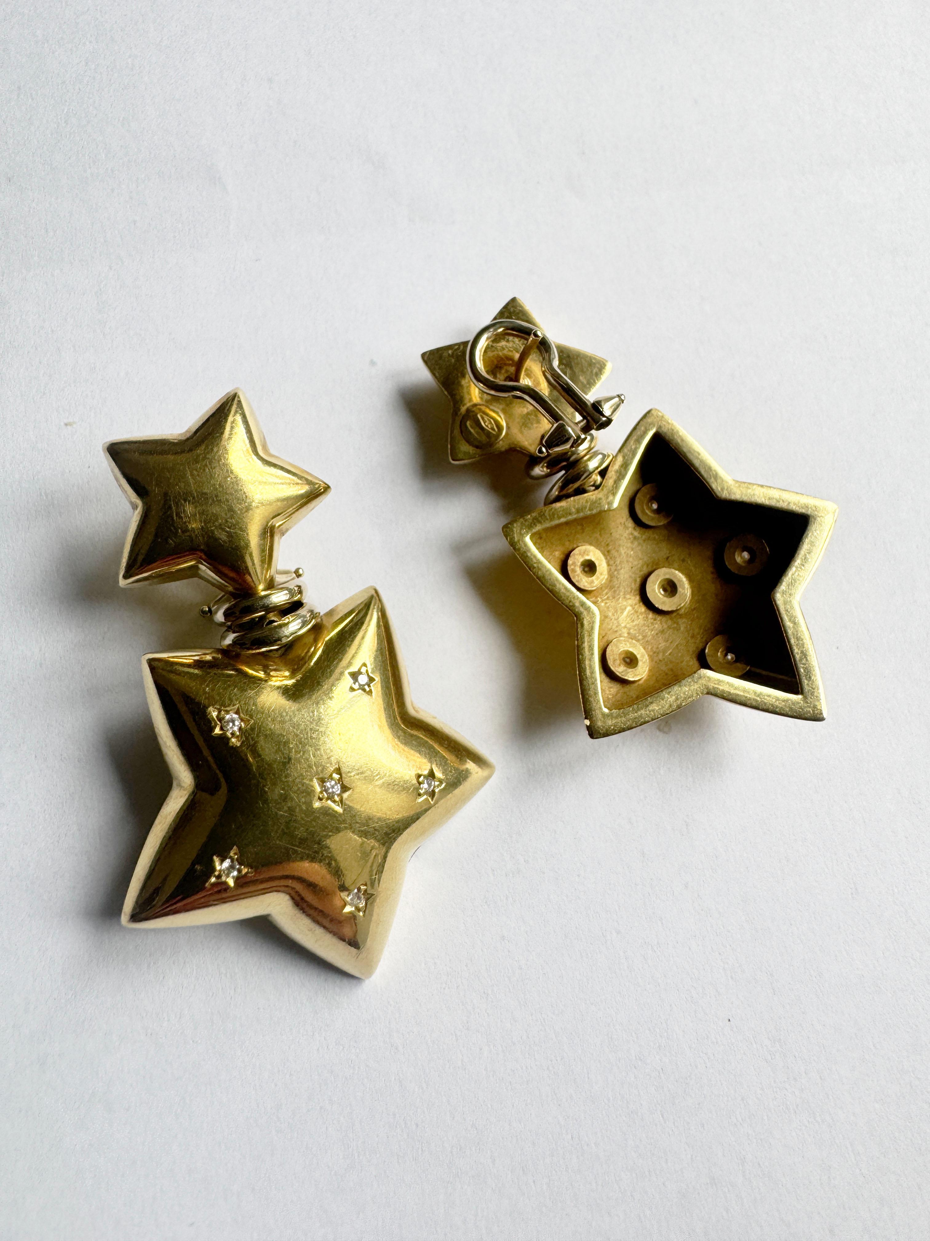 Women's or Men's 1980s Modern 18K Yellow Gold Diamonds Clip-on Stars Unsigned Italian Earrings For Sale