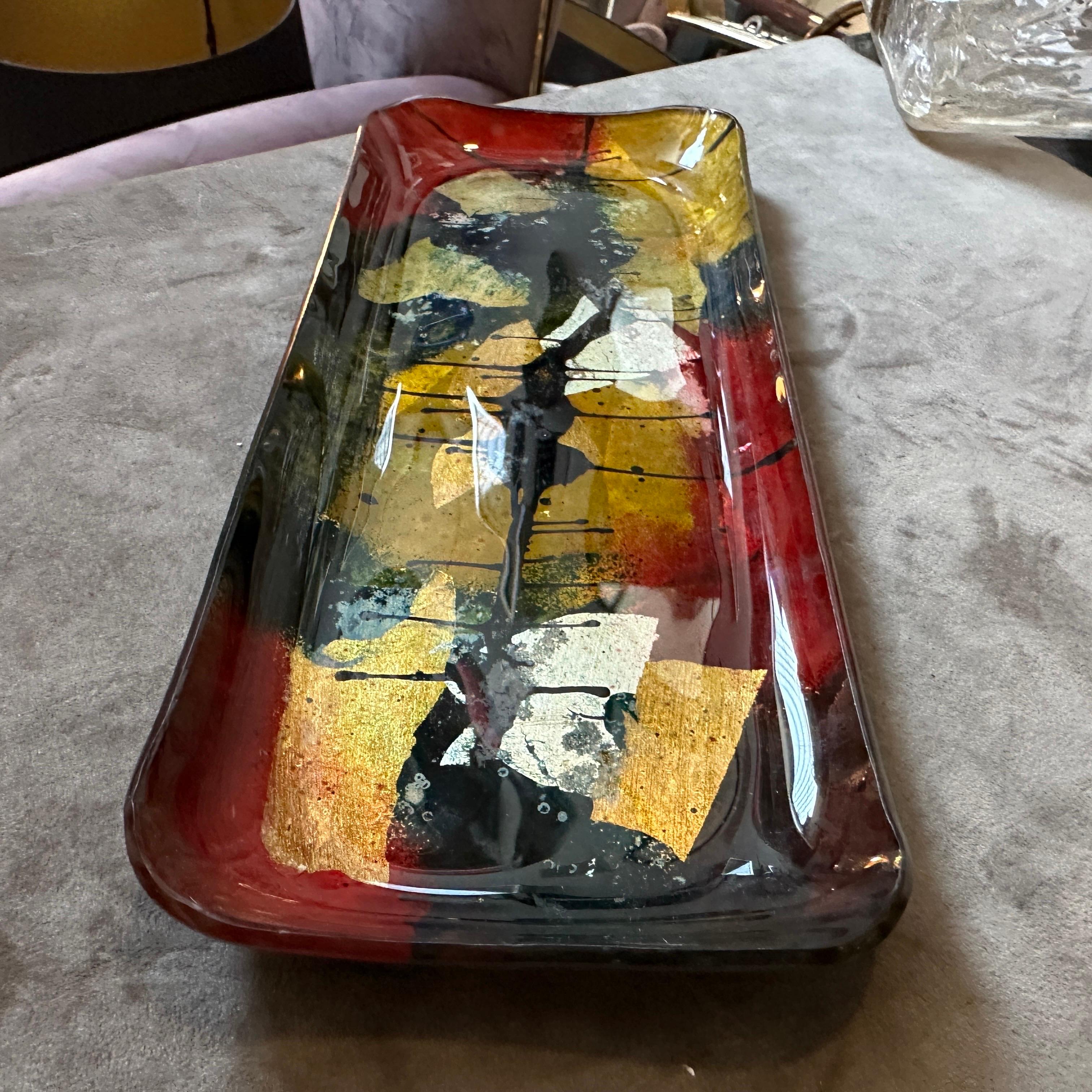 Vide Poche Rectangular de Cristal Esmaltado Abstracto Moderno Vintage de los 80 por Ginori
Esta exquisita pieza, a menudo denominada bandeja 