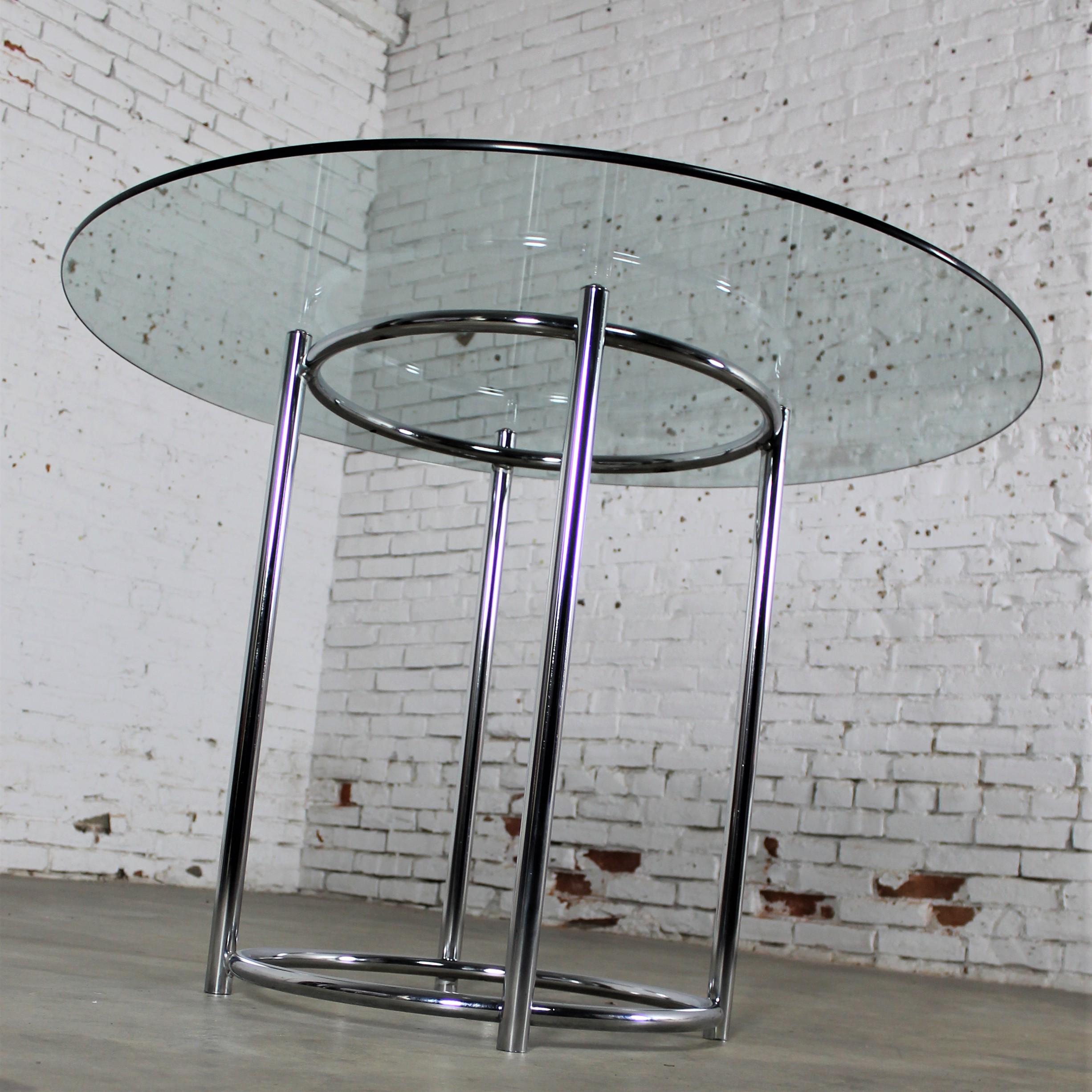 1980’s Modern Daystrom Dinette or Dining Table Chrome Frame & Round Glass Top In Good Condition In Topeka, KS
