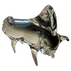 1980s Modern Gray and Black Murano Glass Bull by Vincenzo Nason