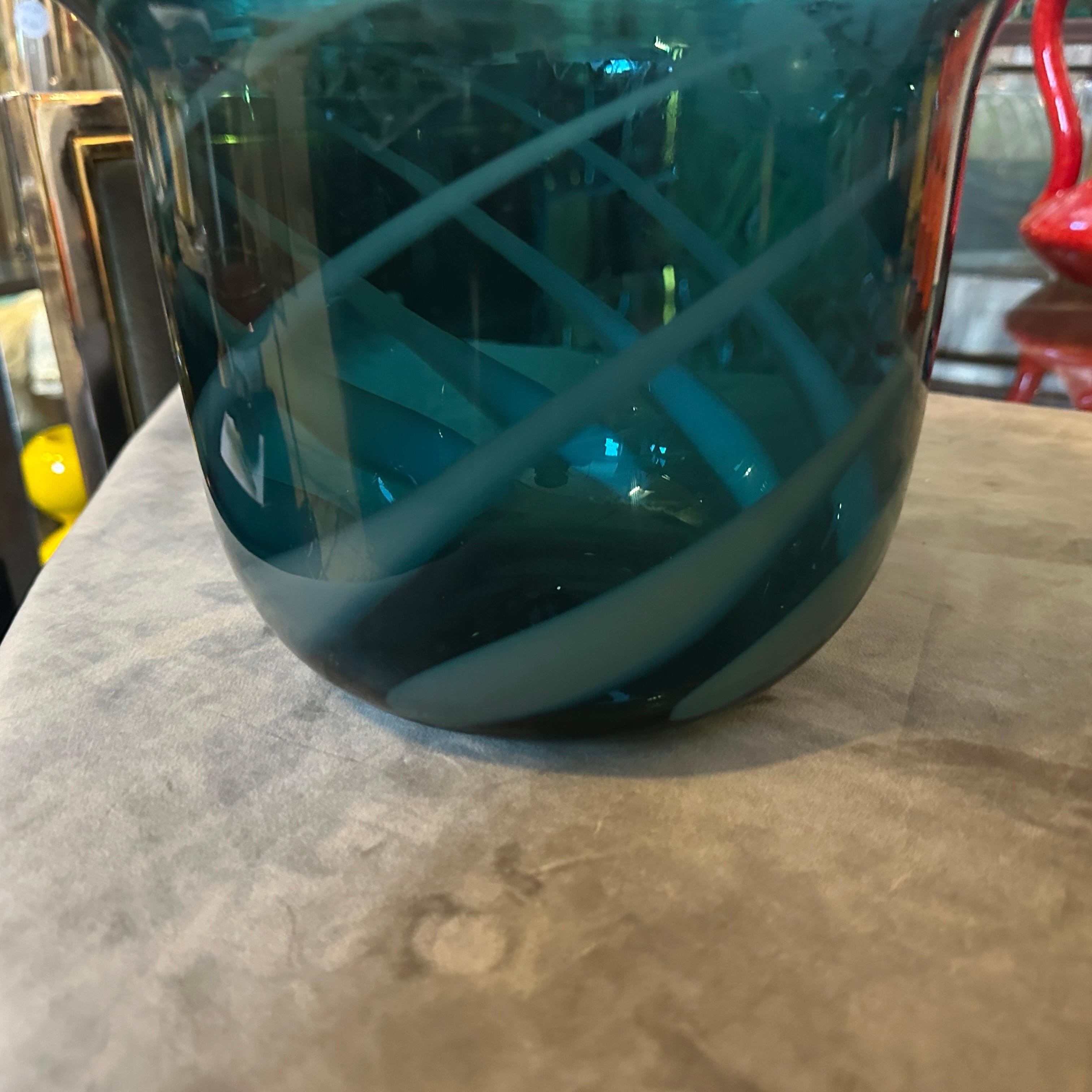 Vaso moderno anni '80 in vetro di Murano verde e grigio soffiato a mano di Venini in vendita 1