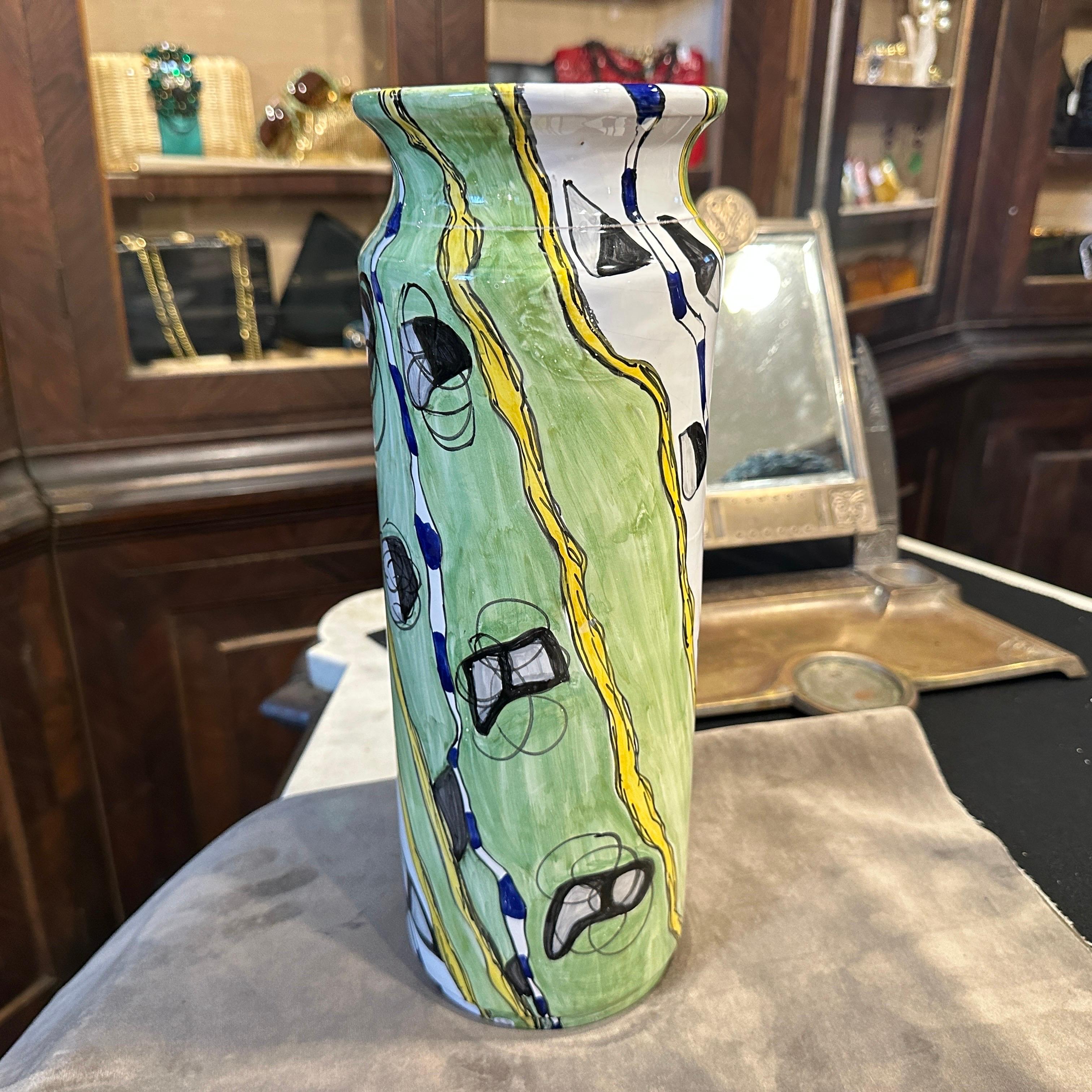 1980s Modern Hand-Painted Sicilian Ceramic Unique Vase by Fiumara D'Arte For Sale 4