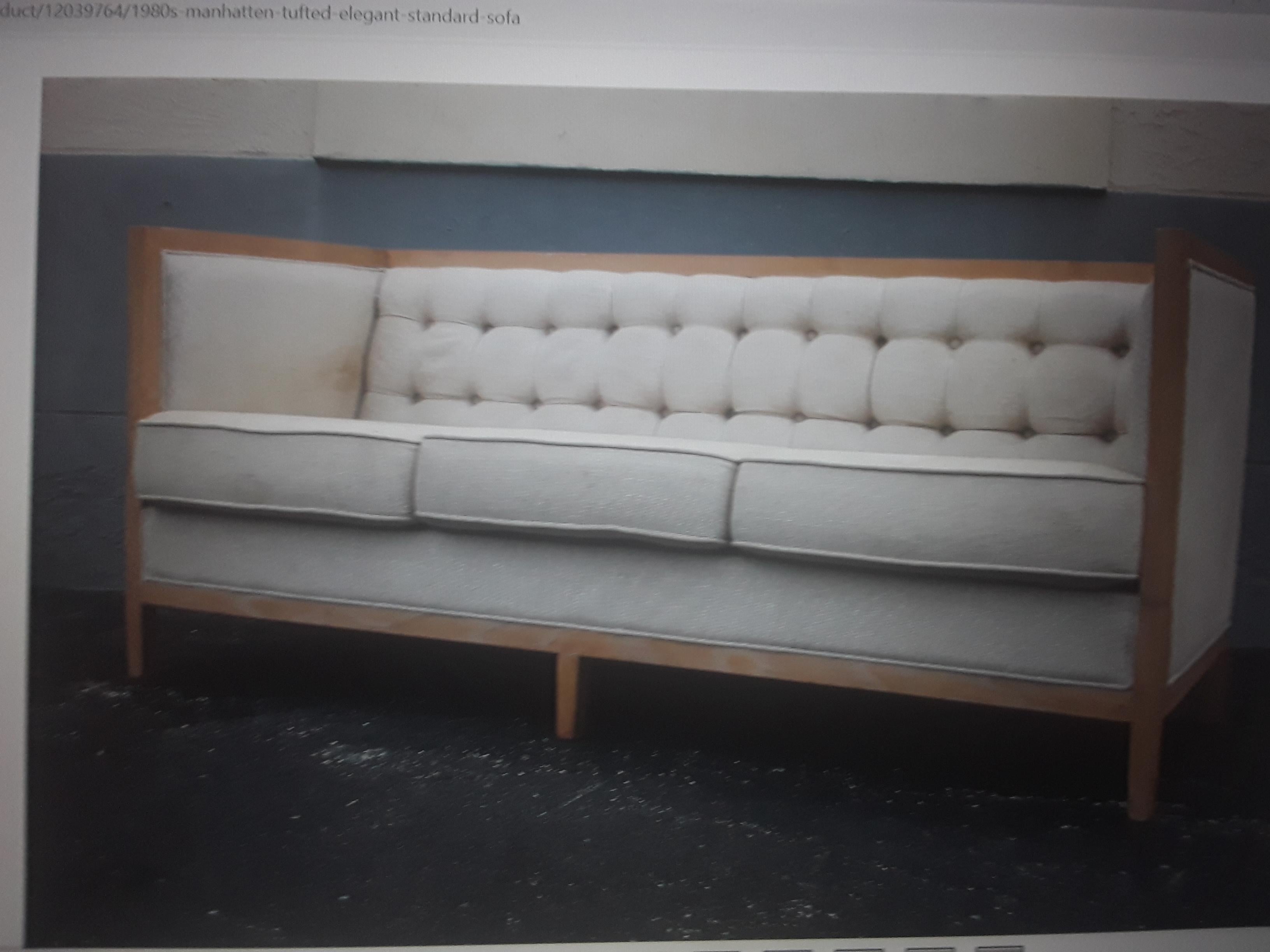 1980's Modern Manhattan Elegant Tufted Standard Sofa For Sale 11