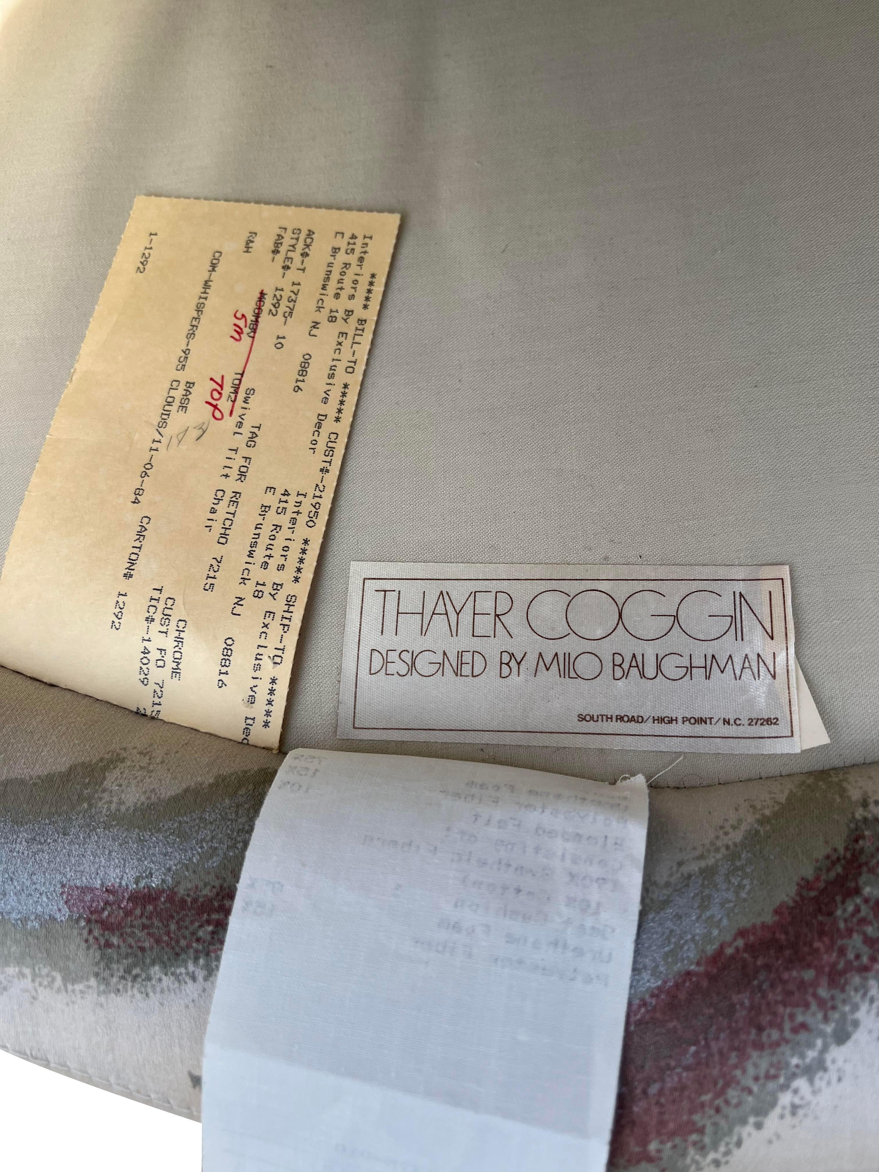 Sedia girevole inclinabile degli anni '80 Milo Baughman per Thayer Coggin con base cromata In condizioni buone in vendita a Saddle River, NJ