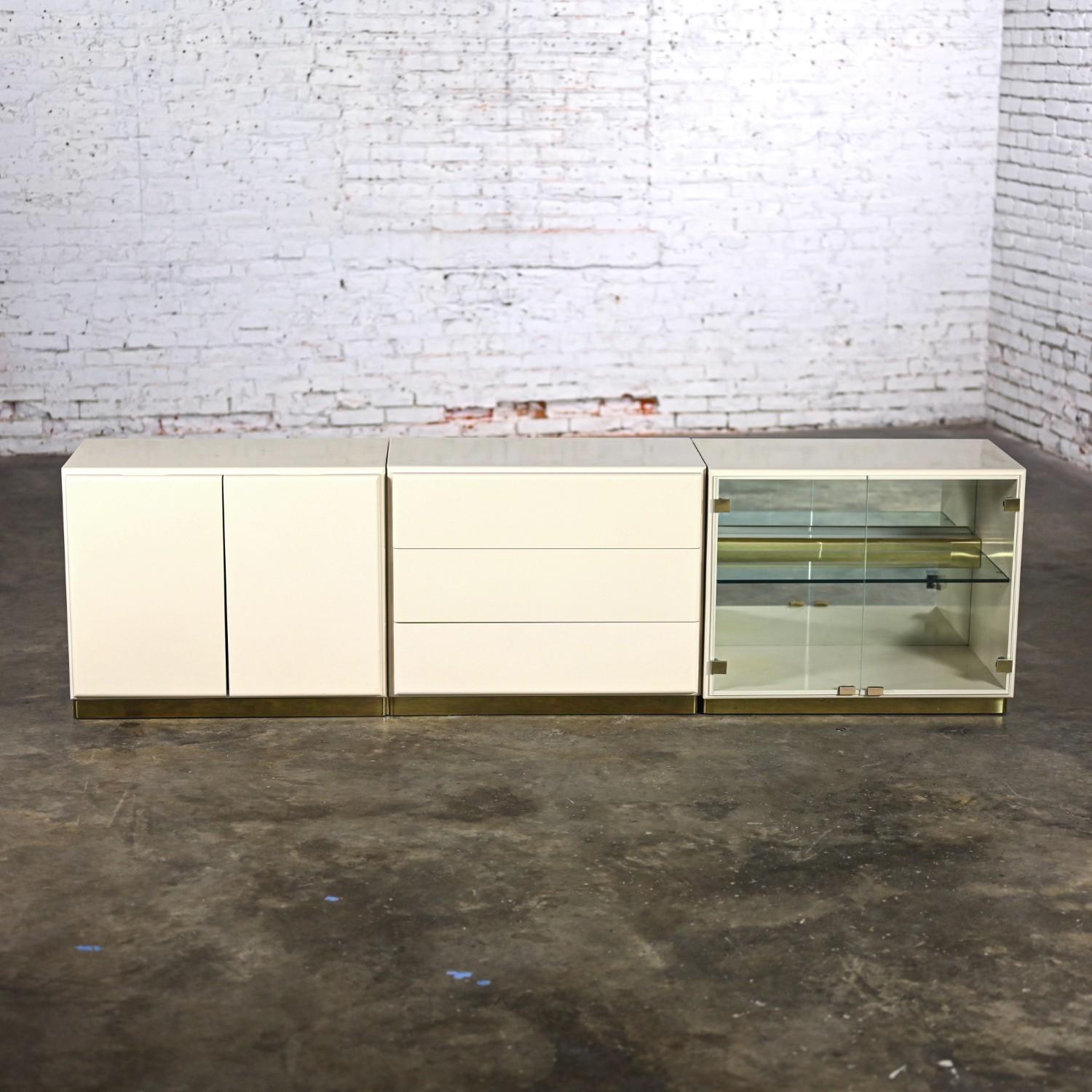 1980s Modern Modular Storage System by Milo Baughman for Thayer Coggin 3 Pieces For Sale 4