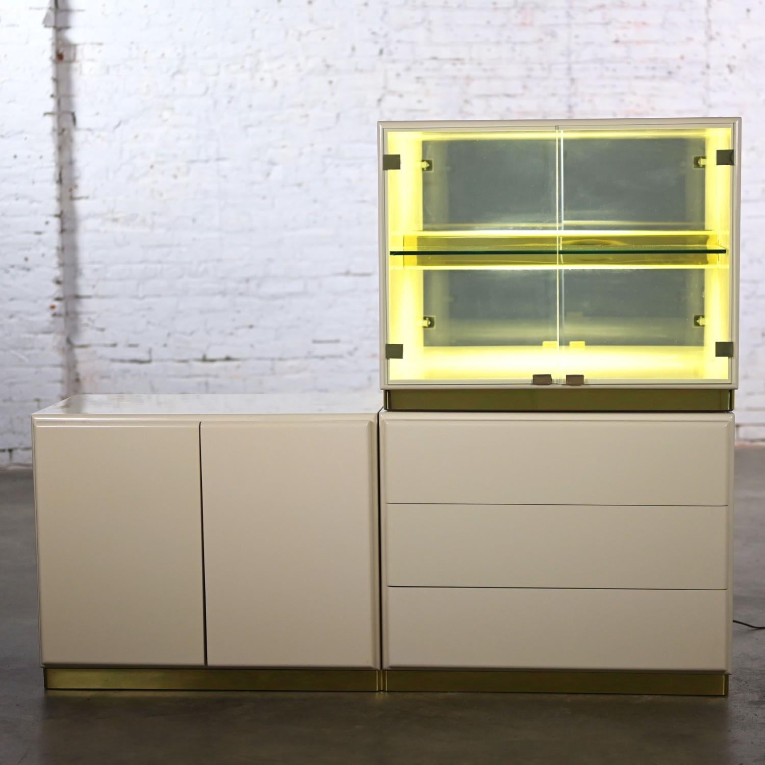 1980s Modern Modular Storage System by Milo Baughman for Thayer Coggin 3 Pieces In Good Condition For Sale In Topeka, KS