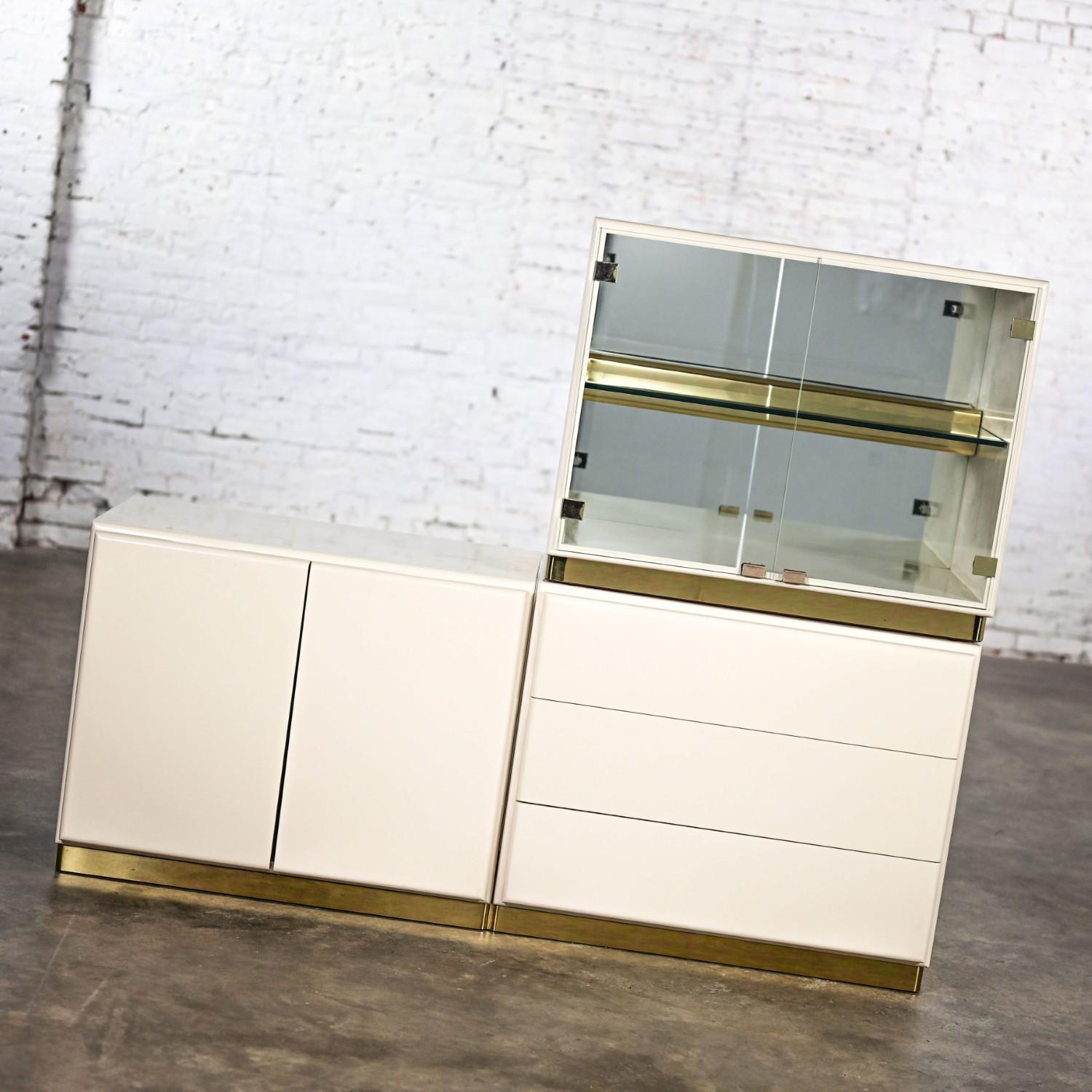 Wood 1980s Modern Modular Storage System by Milo Baughman for Thayer Coggin 3 Pieces For Sale