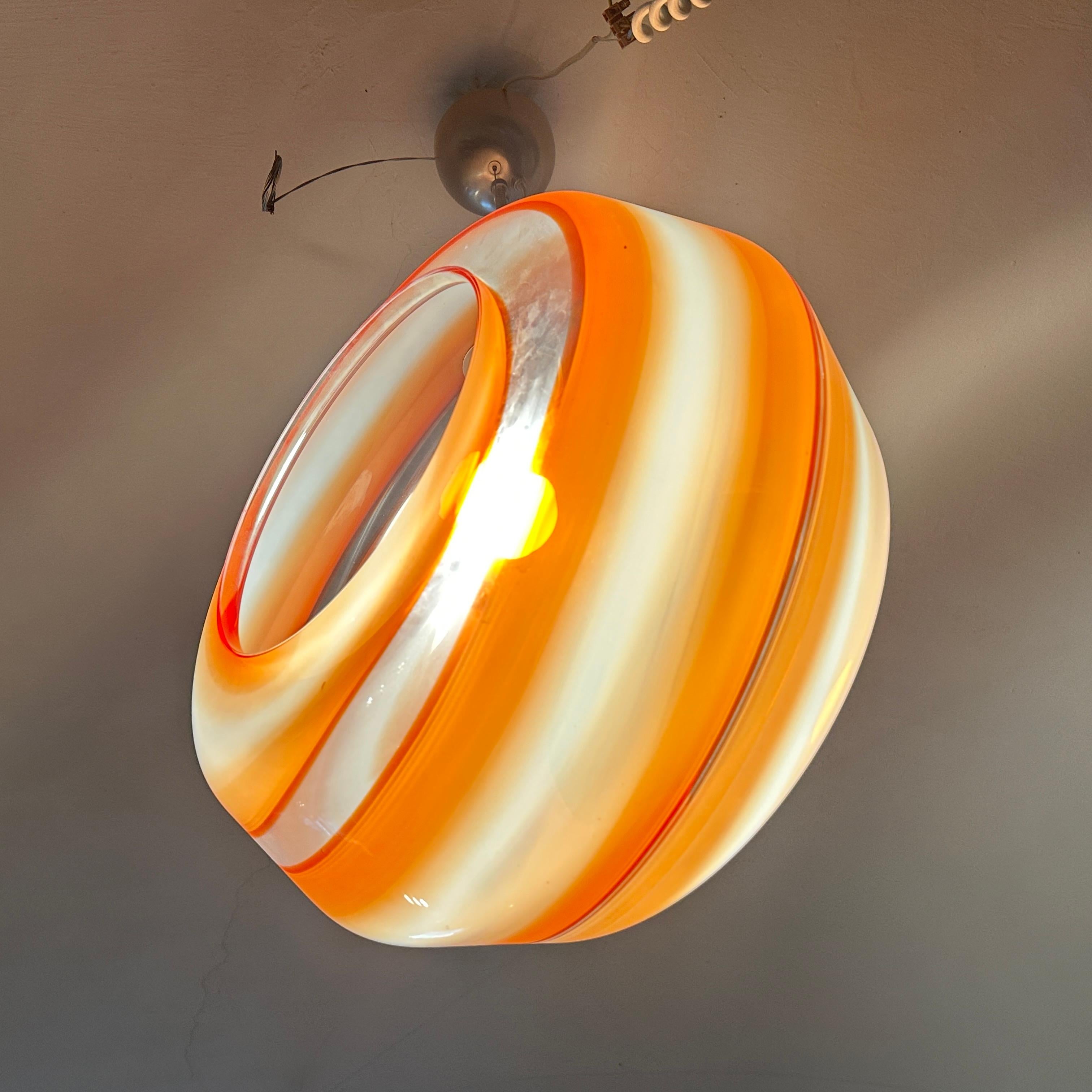 1980s Modern Orange and White Murano Glass Pendant by La Murrina In Excellent Condition For Sale In Aci Castello, IT