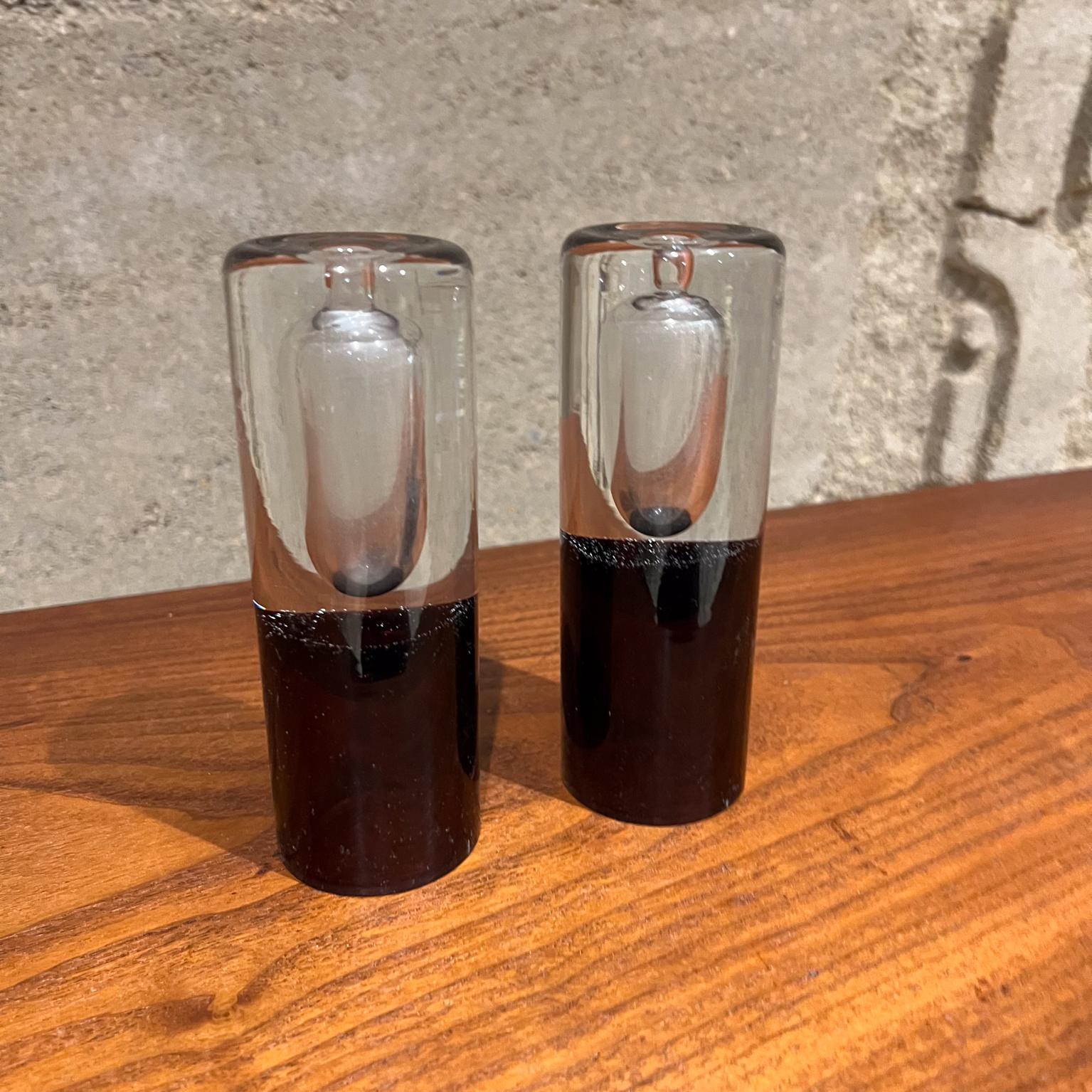 1980s Modern Pair Art Glass Vases Controlled Bubble Poland In Good Condition For Sale In Chula Vista, CA