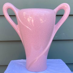 Jarrón craquelado rosa escultórico moderno de los años 80 by Jaru