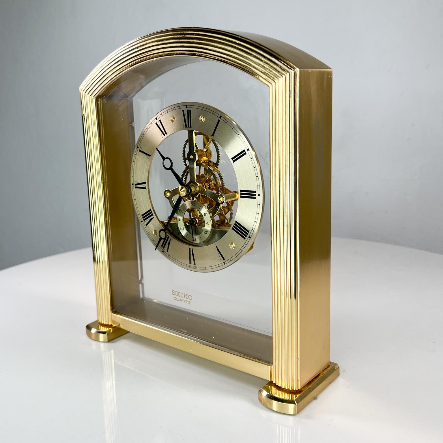 1980s Modern Seiko Quartz Skeleton Desk Clock in Brass For Sale 5