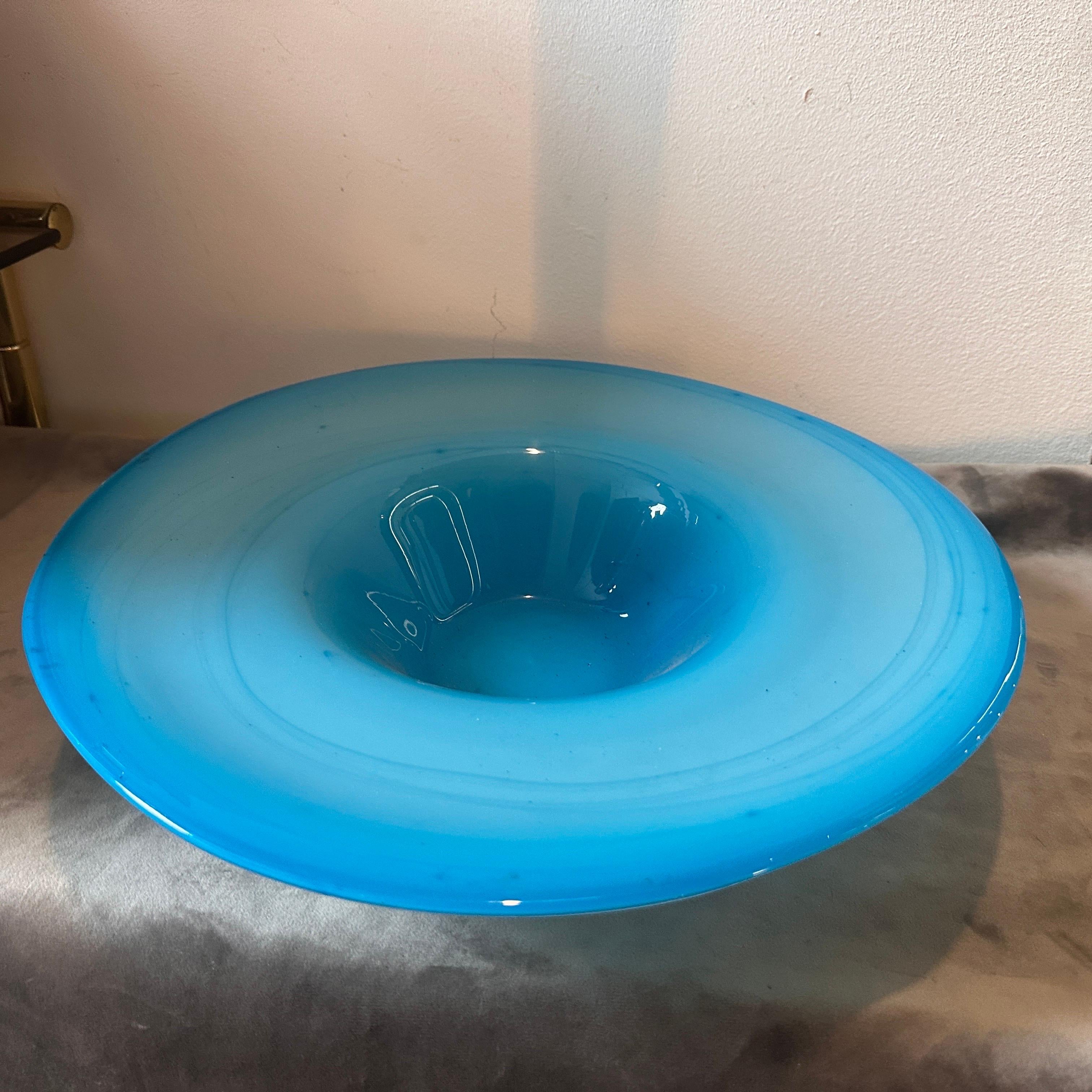 1980s Modern Turquoise and White Murano Glass Round Centerpiece For Sale 4