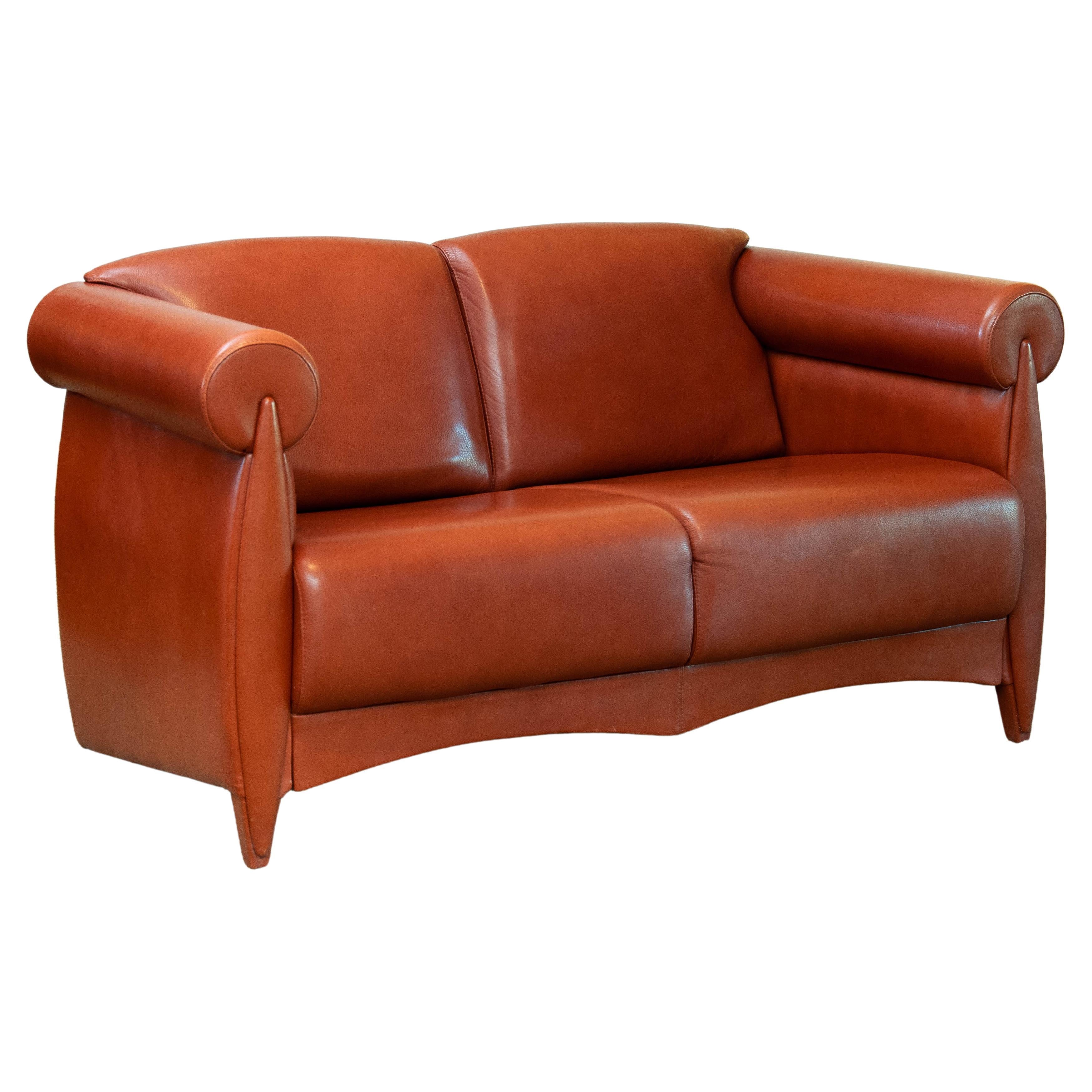 Modernes zweisitziges Sofa aus cognacfarbenem Leder von Klaus Wettergren, Dänemark, 1980er Jahre im Angebot