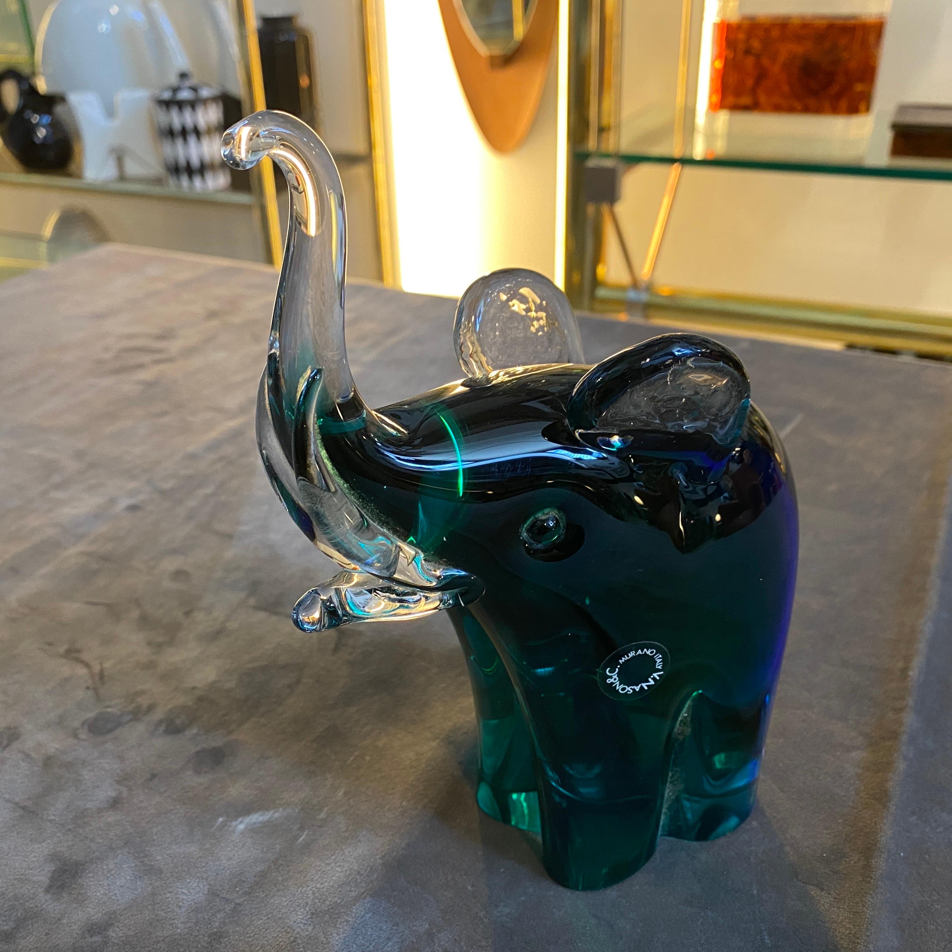 1980s Modernist Blue and Green Sommerso Murano Glass Elephant by Vincenzo Nason In Excellent Condition For Sale In Aci Castello, IT