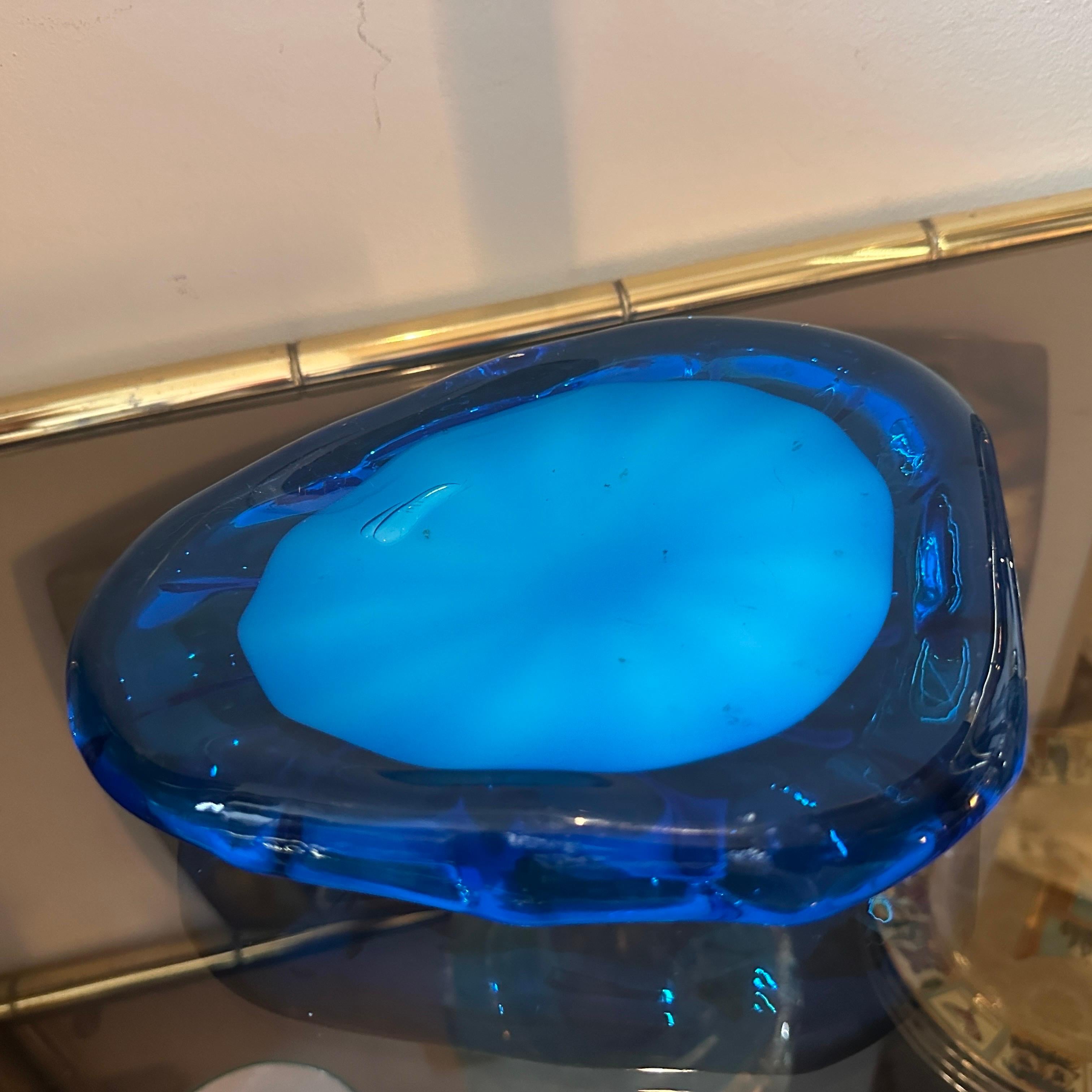 Fatto a mano Vide Pochette in vetro di Murano modernista degli anni '80, blu e turchese in vendita