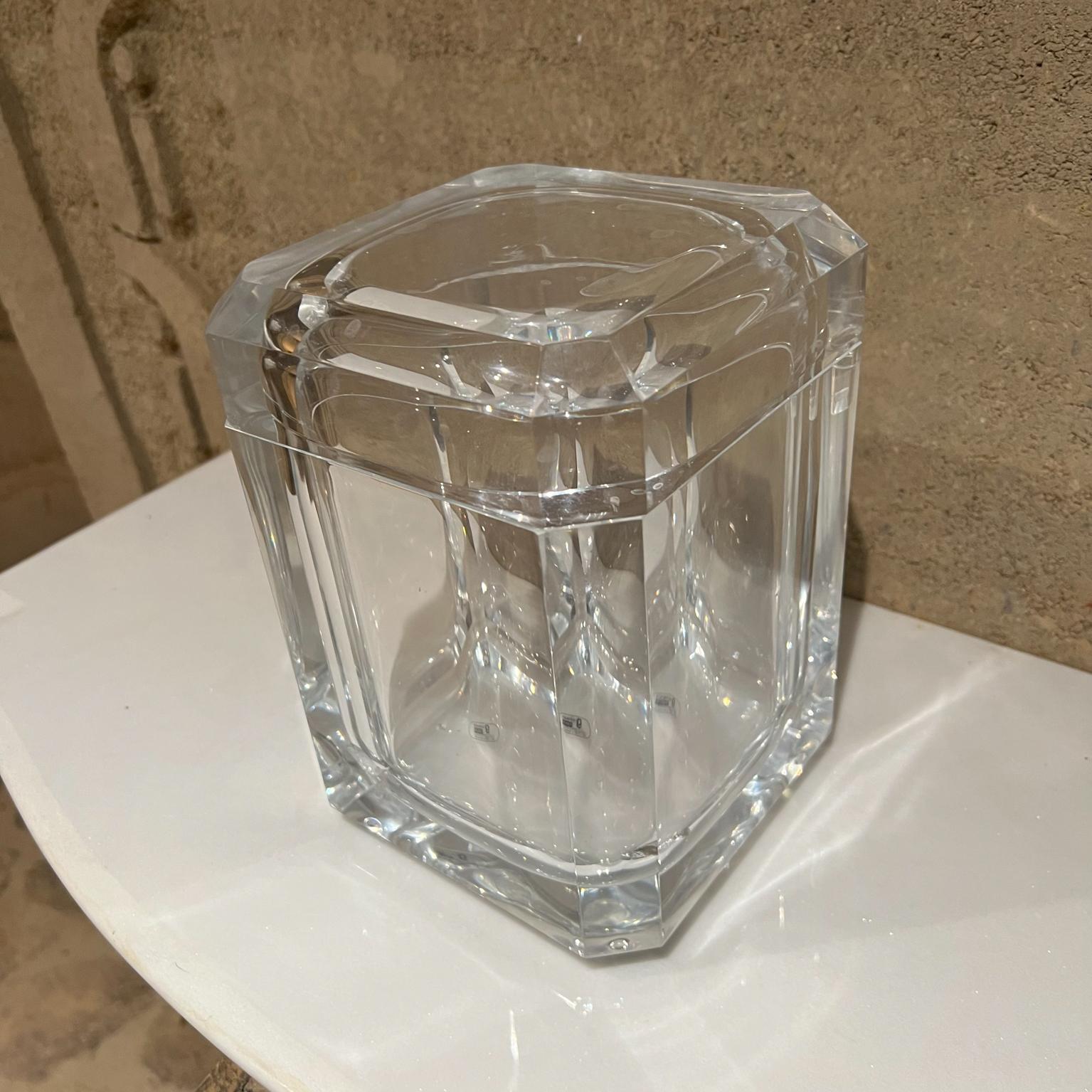 1980s Modernist Carlisle Lucite Ice Bucket Italian Alessandro Albrizzi Style For Sale 3