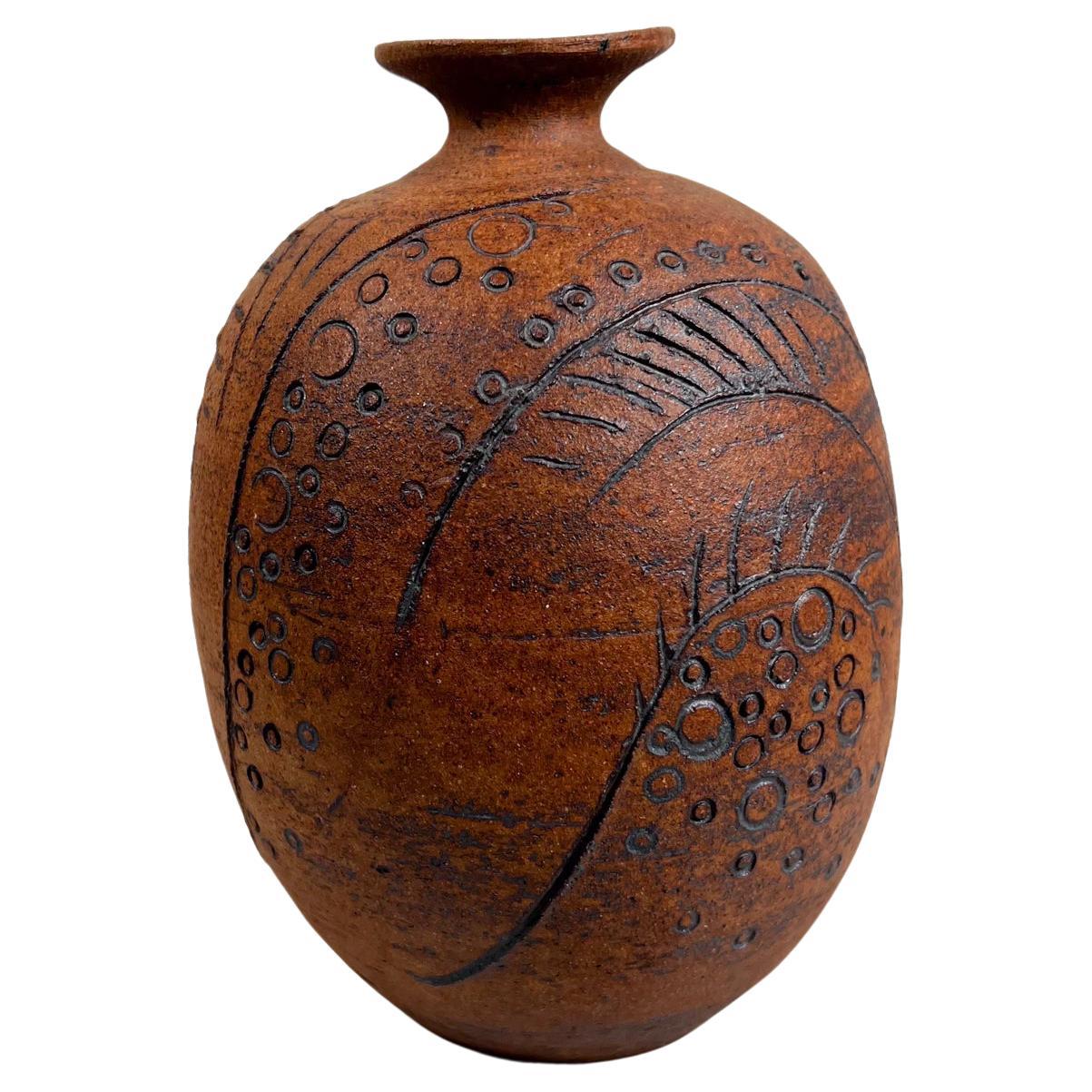 Vase en poterie moderniste Mel aux motifs abstraits texturés des années 1980 en vente