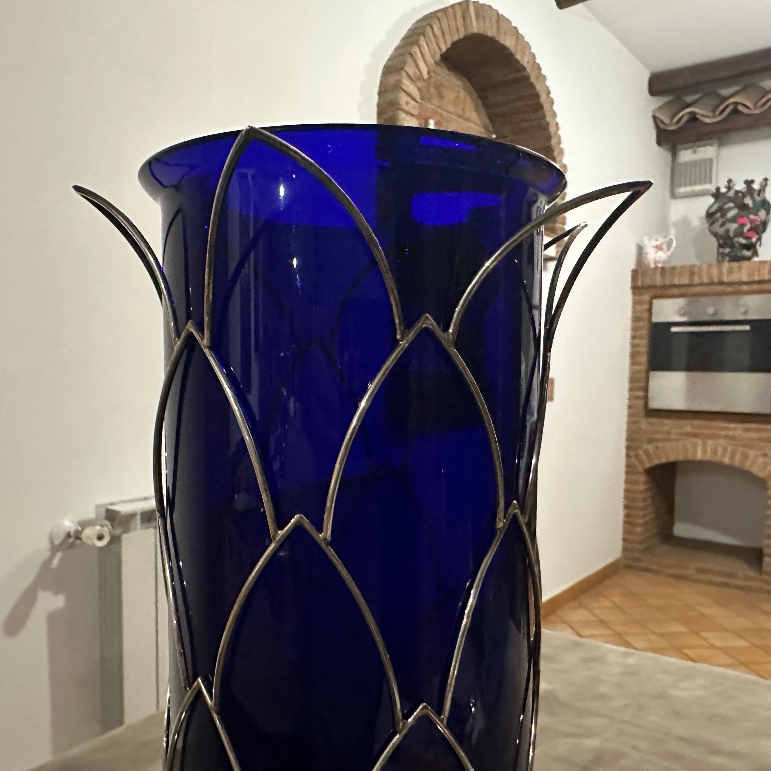 Modernistische Vase aus Sterlingsilber und blauem Murano-Glas von Cleto Munari aus den 1980er Jahren im Angebot 3