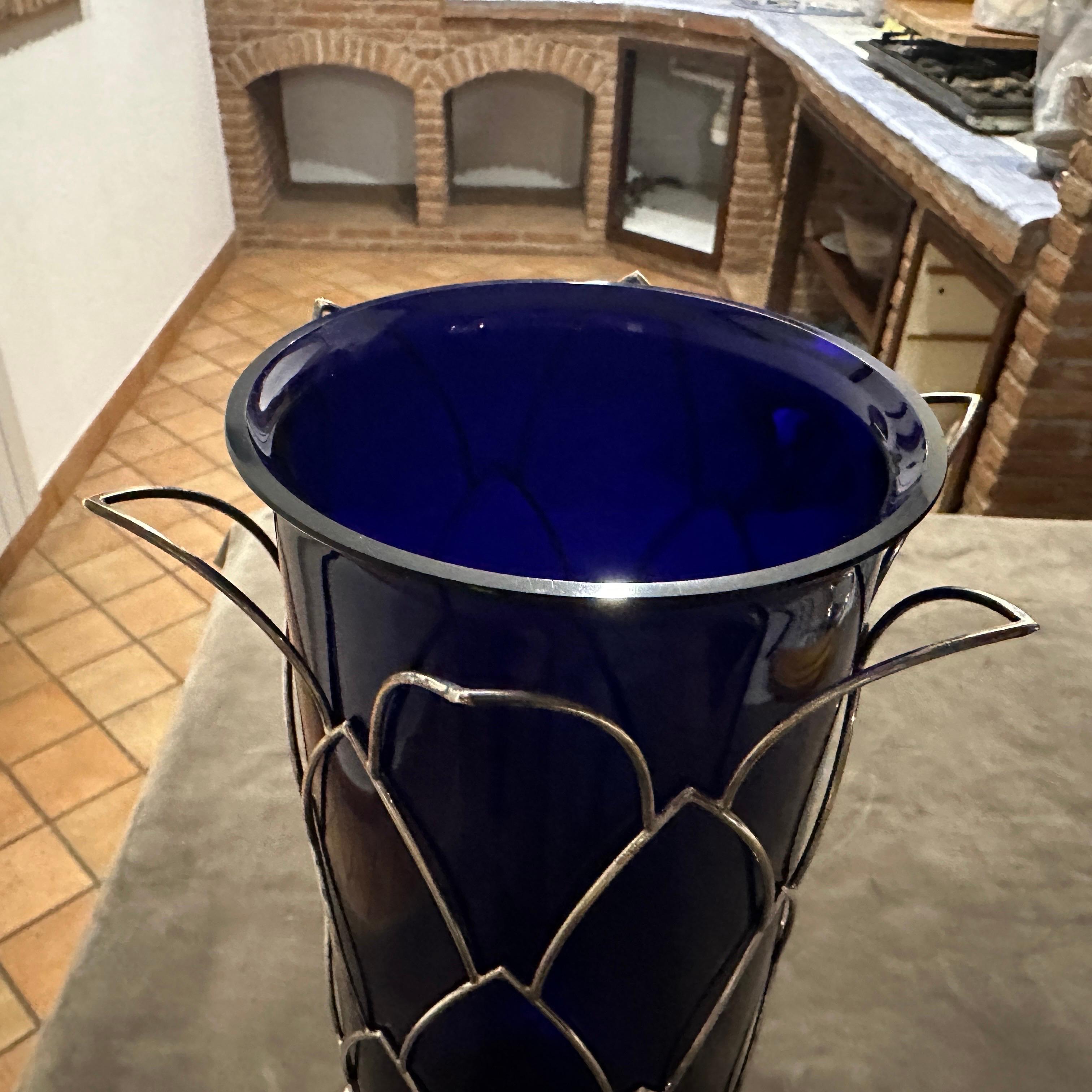 Modernistische Vase aus Sterlingsilber und blauem Murano-Glas von Cleto Munari aus den 1980er Jahren (Italienisch) im Angebot