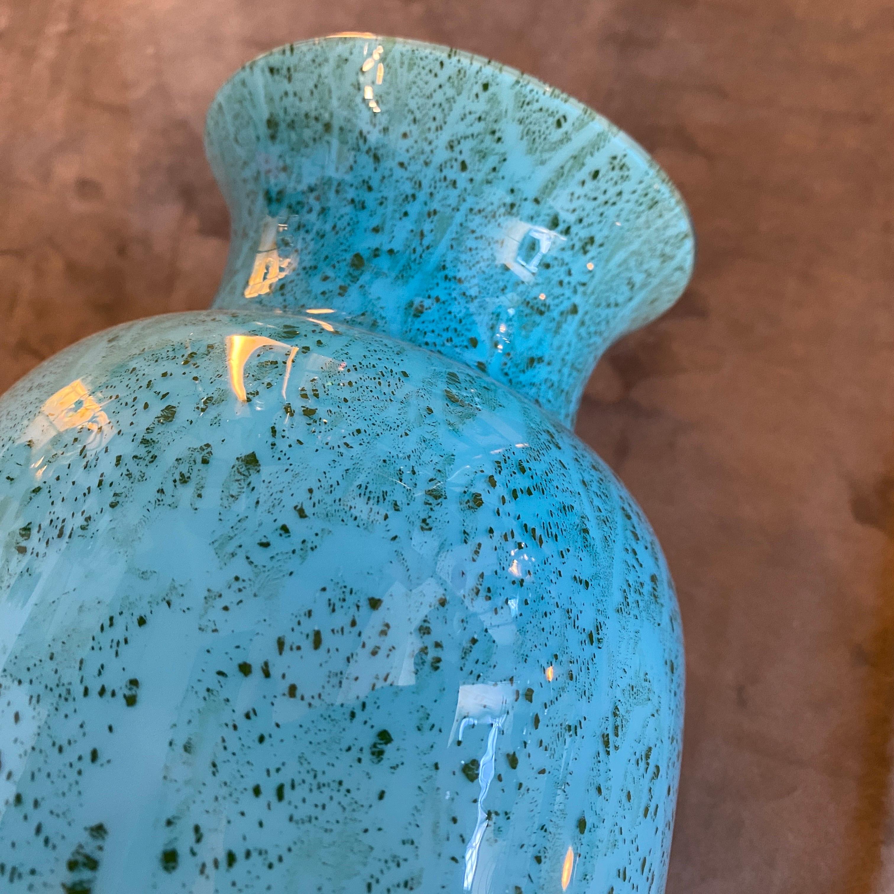 Vase moderniste en verre de Murano turquoise et noir des années 1980 par VeArt Excellent état - En vente à Aci Castello, IT